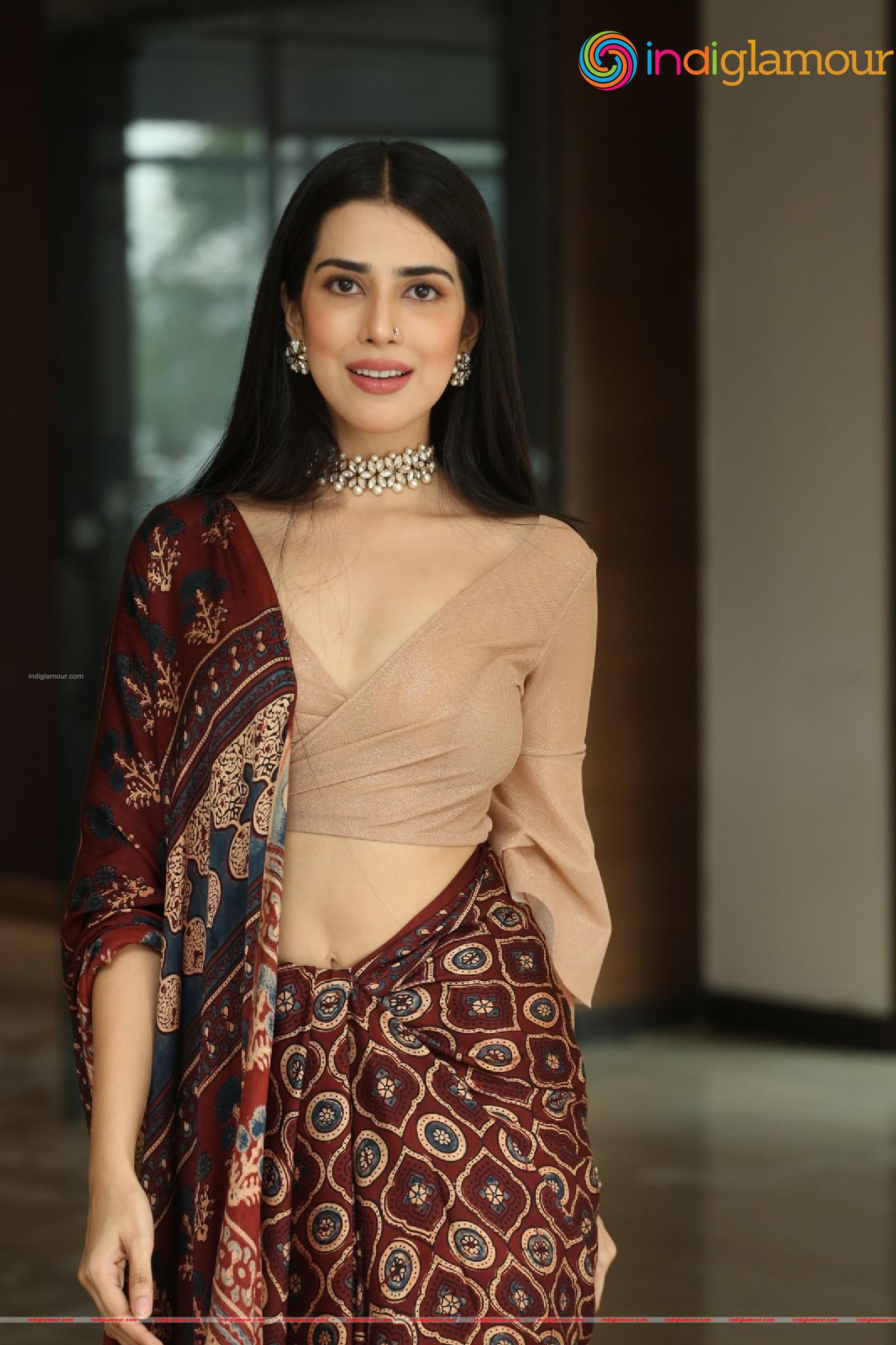 Saloni Mishra Actress hd photo