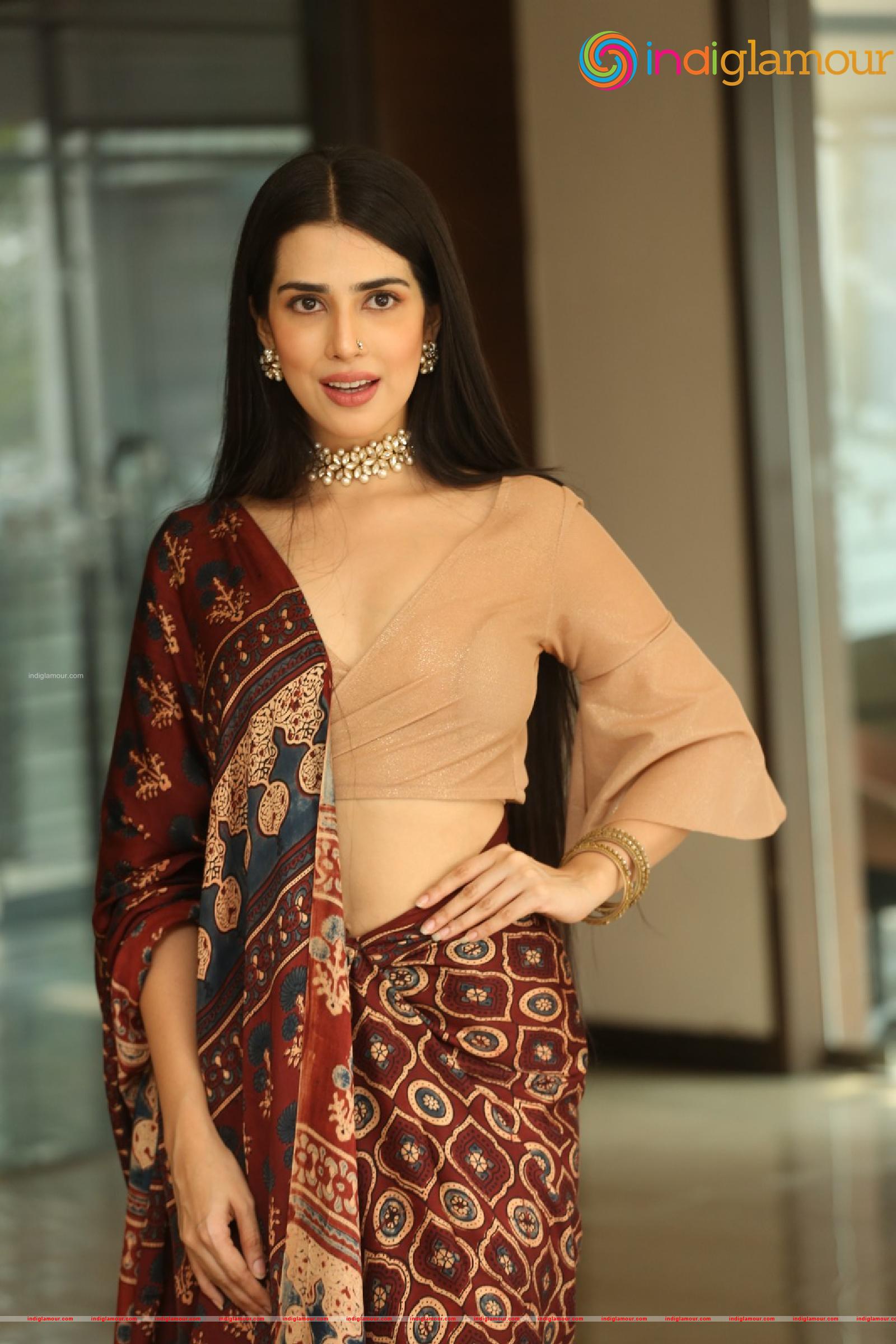 Saloni Mishra Actress hd photo