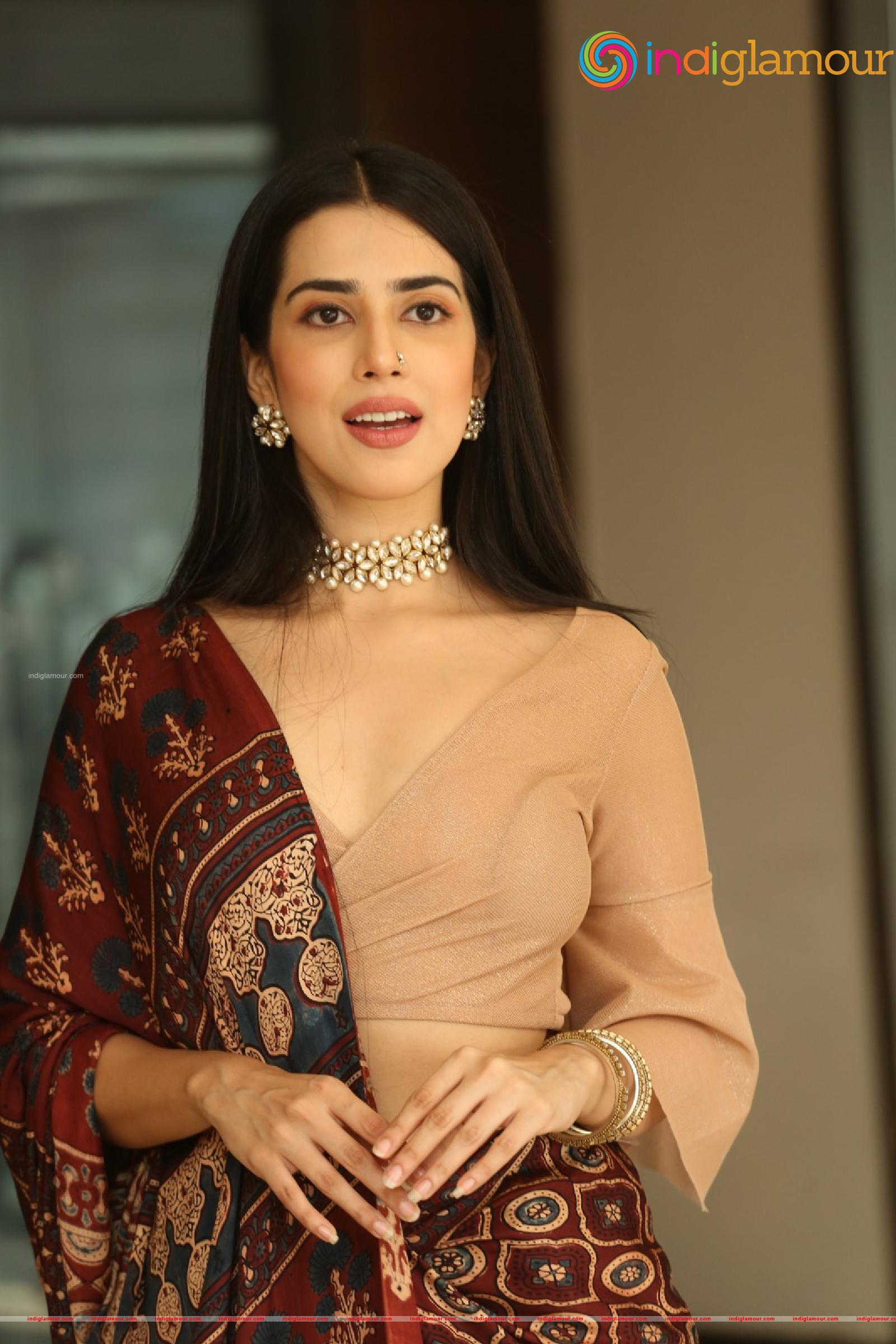 Saloni Mishra Actress hd photo