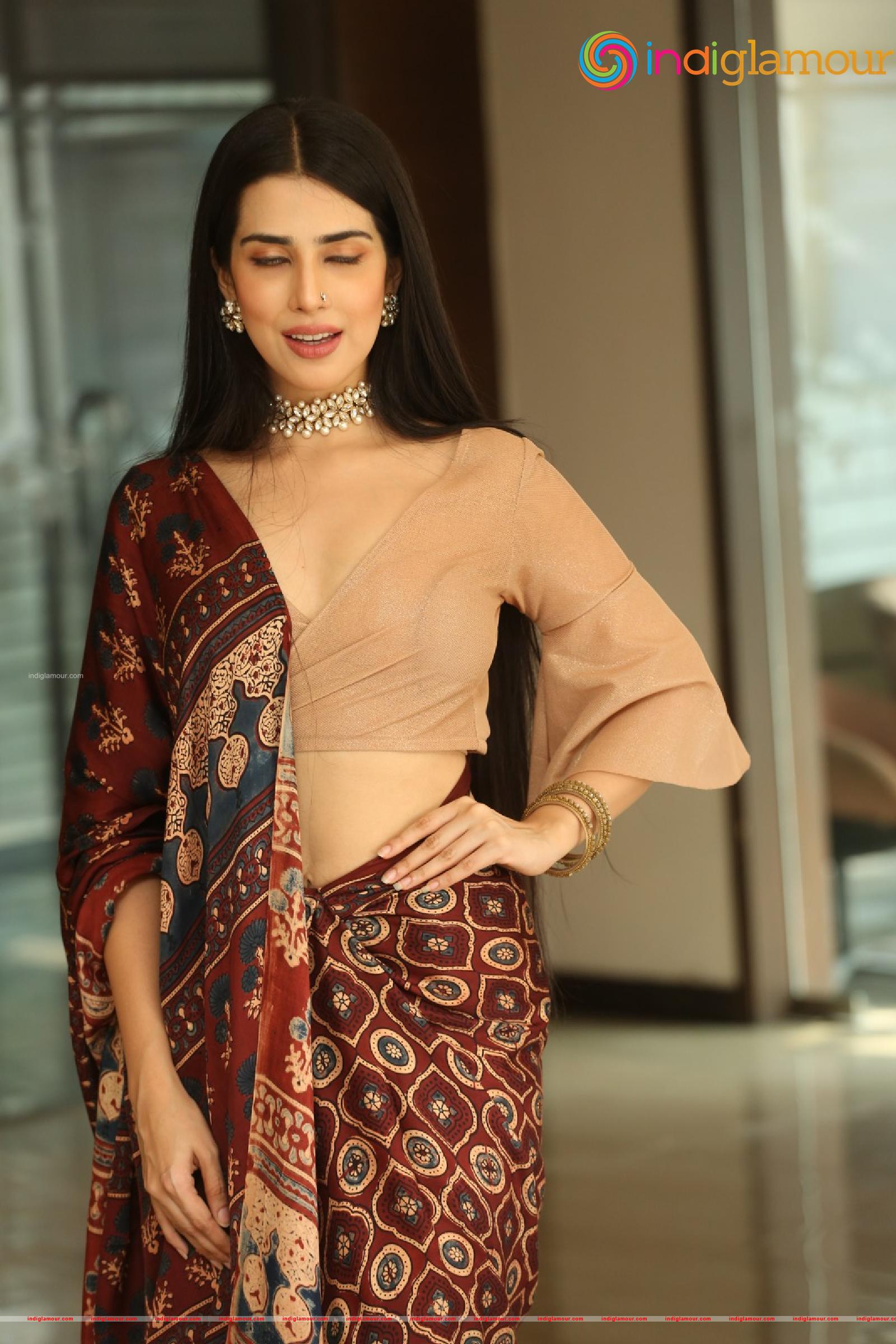 Saloni Mishra Actress hd photo