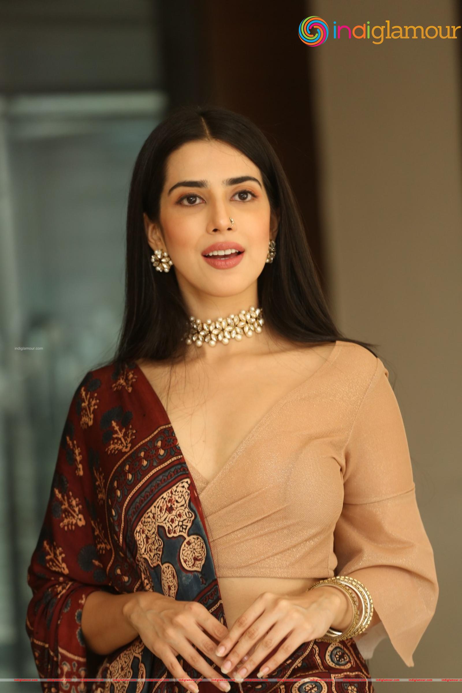 Saloni Mishra Actress hd photo
