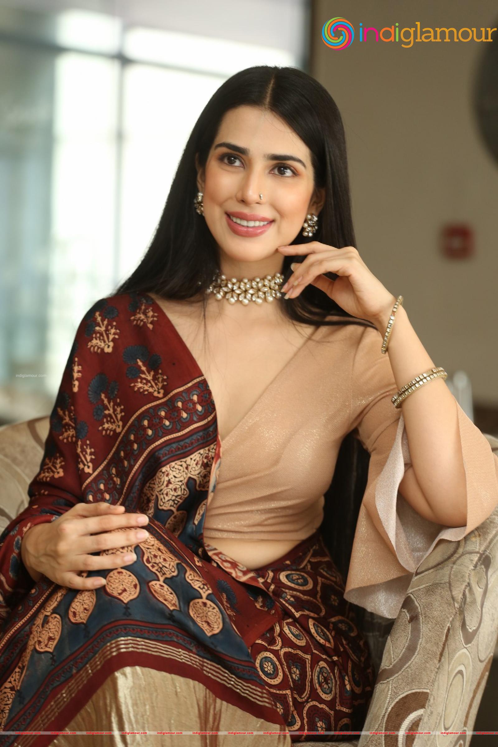 Saloni Mishra Actress hd photo