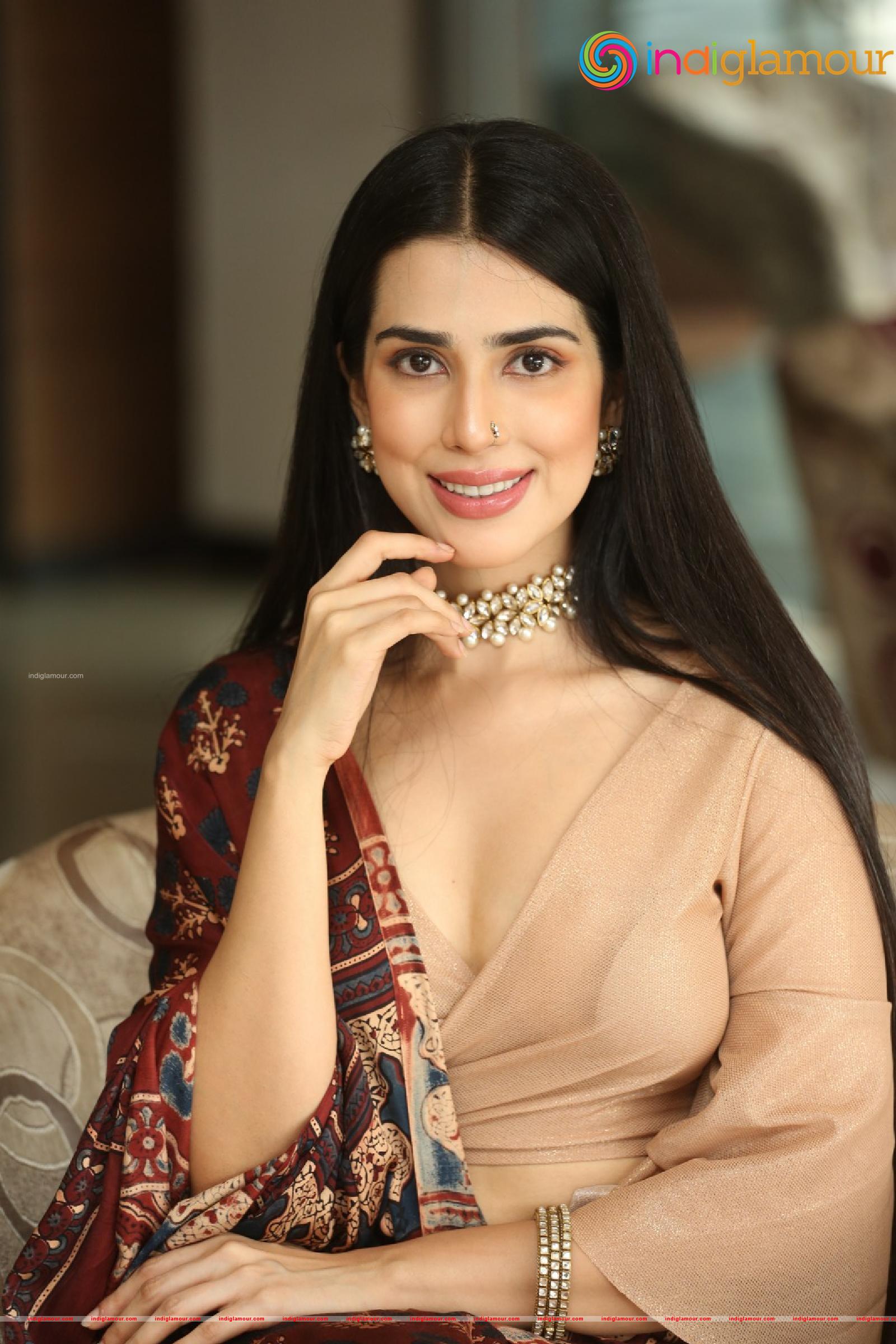 Saloni Mishra Actress hd photo
