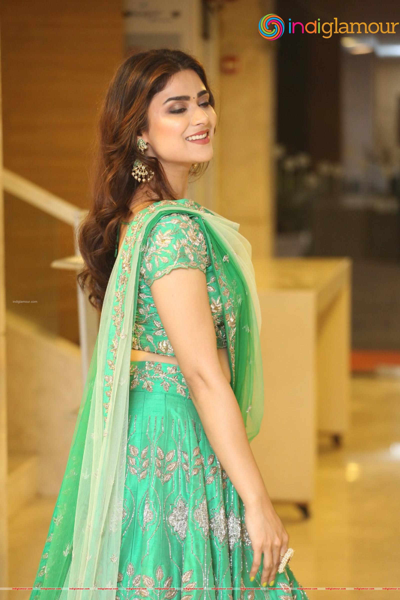 Priyanka Sharma Actress hd photo