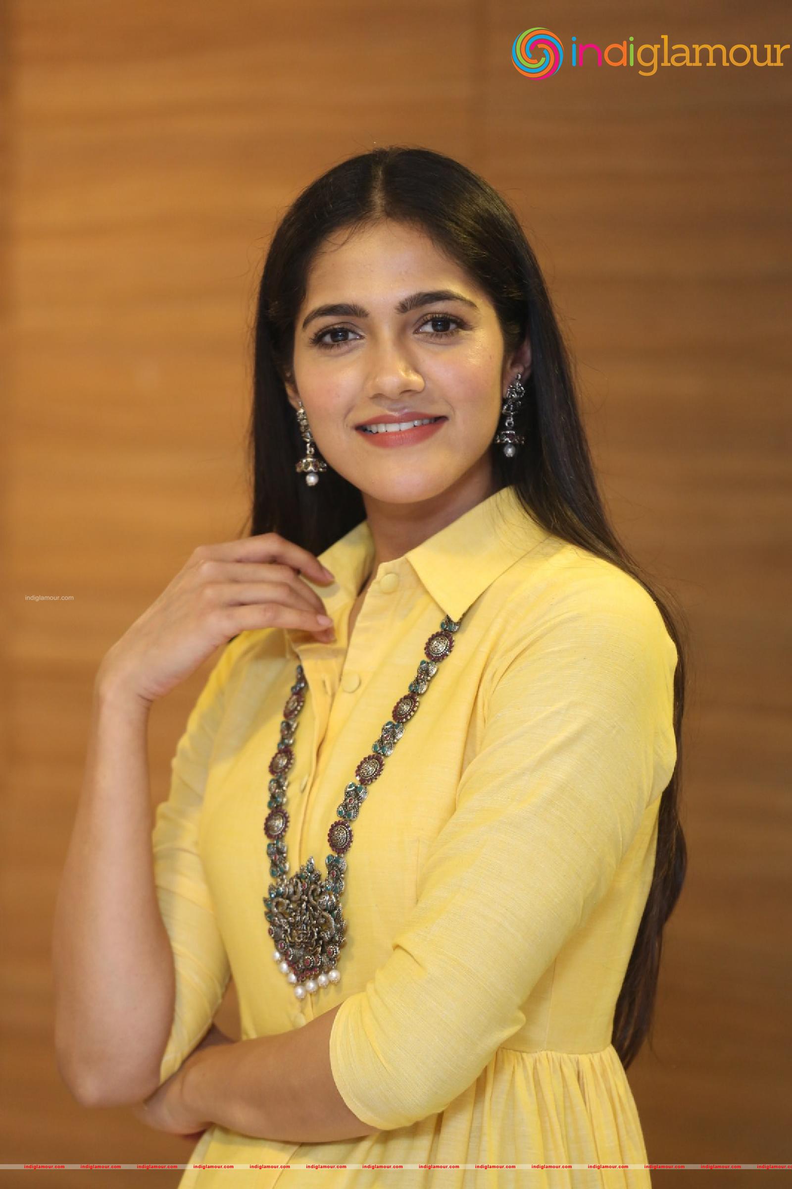 Simran Choudhary Actress hd photo