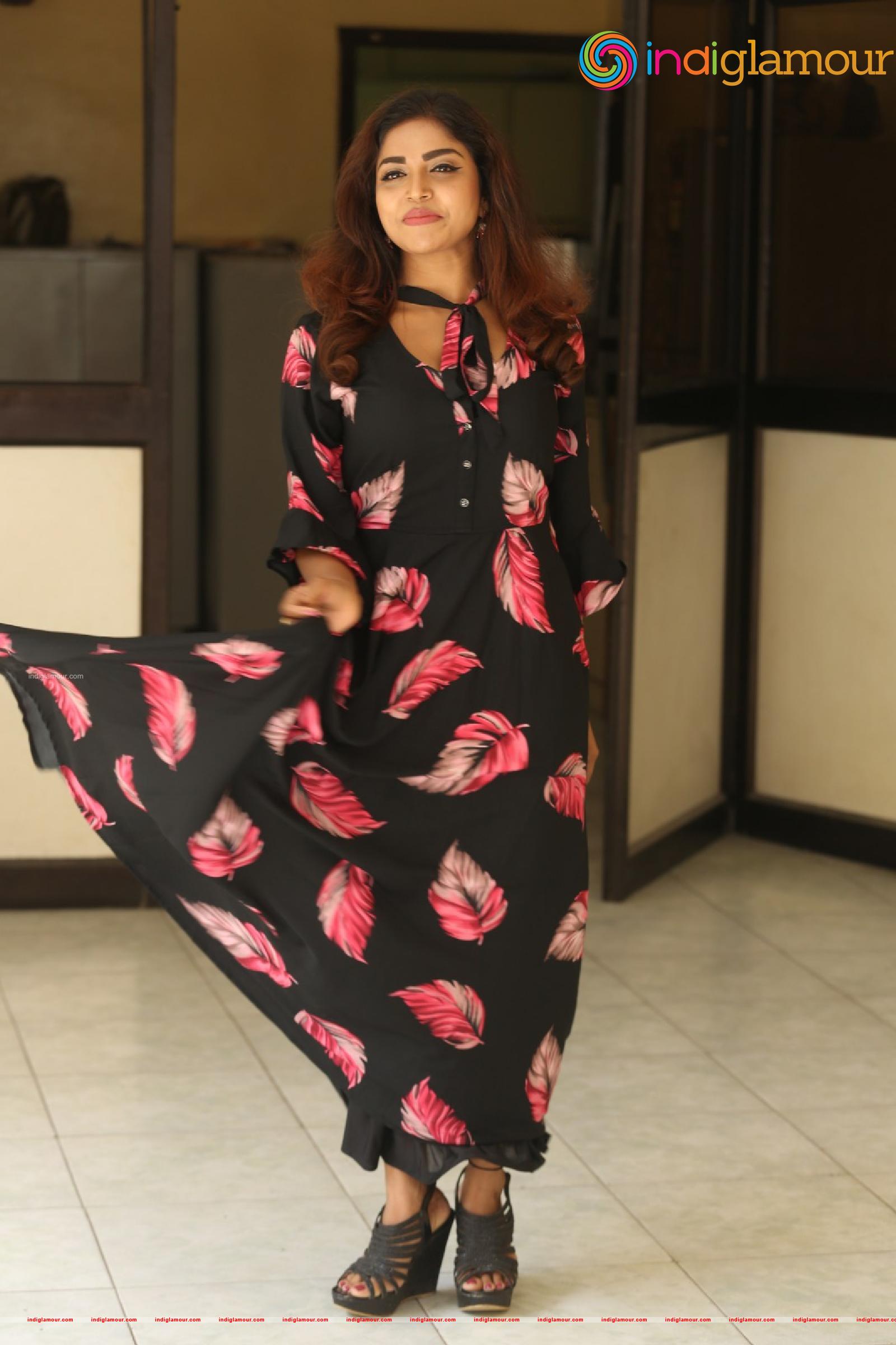 Karunya Chowdary Actress hd photo