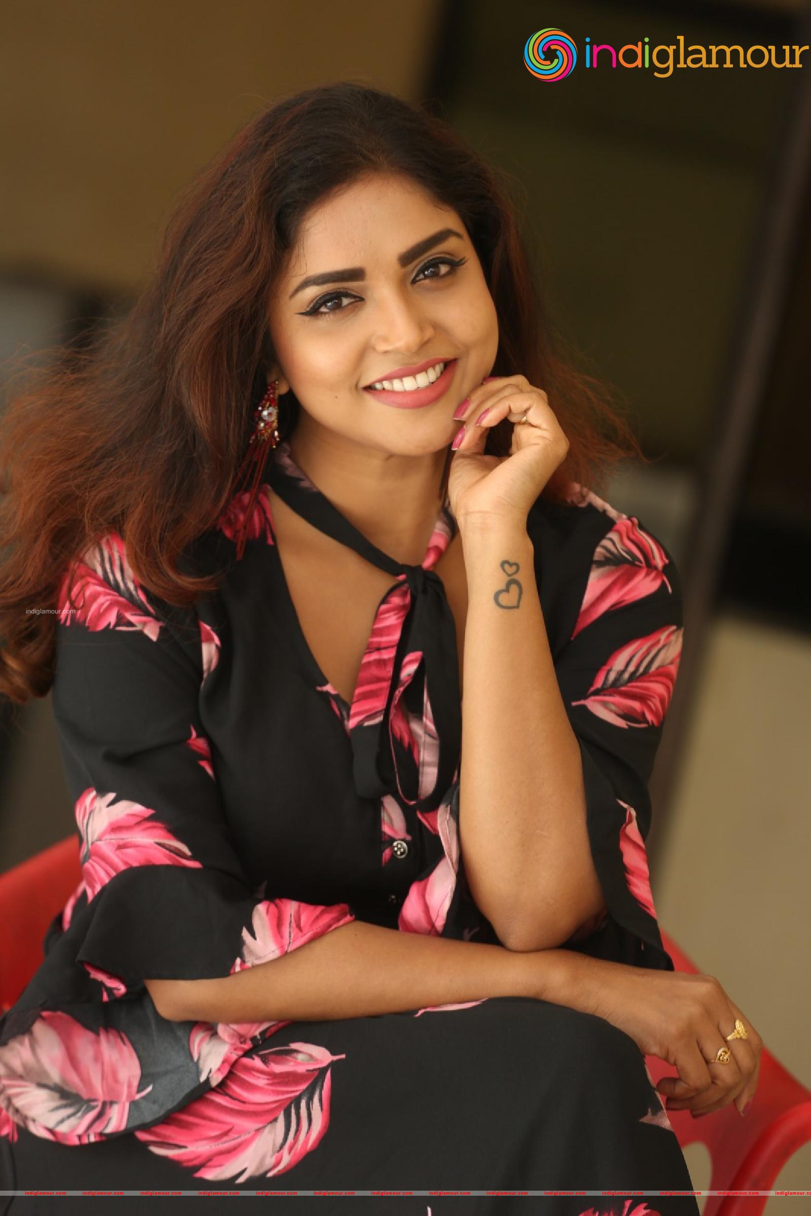 Karunya Chowdary Actress hd photo