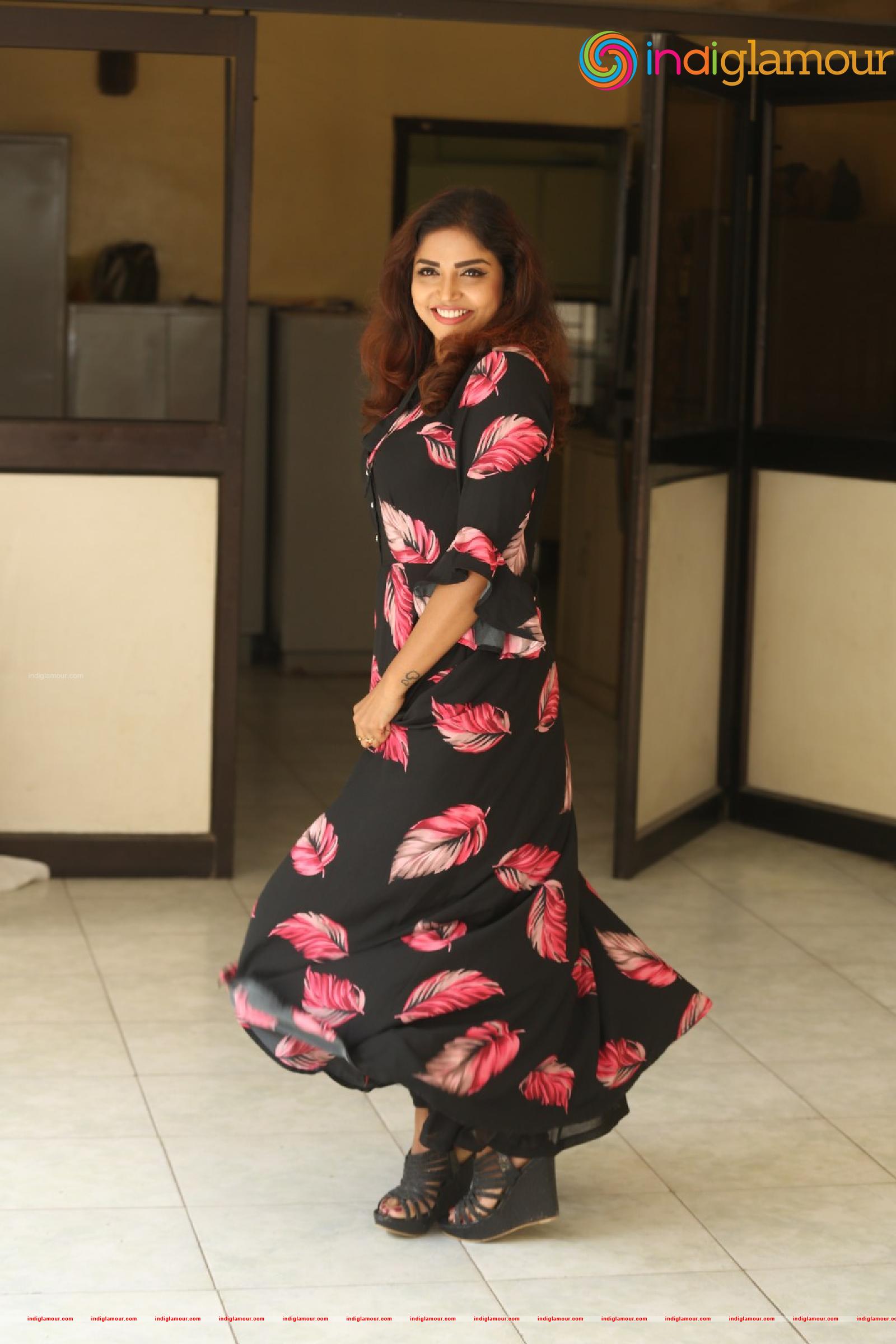 Karunya Chowdary Actress hd photo