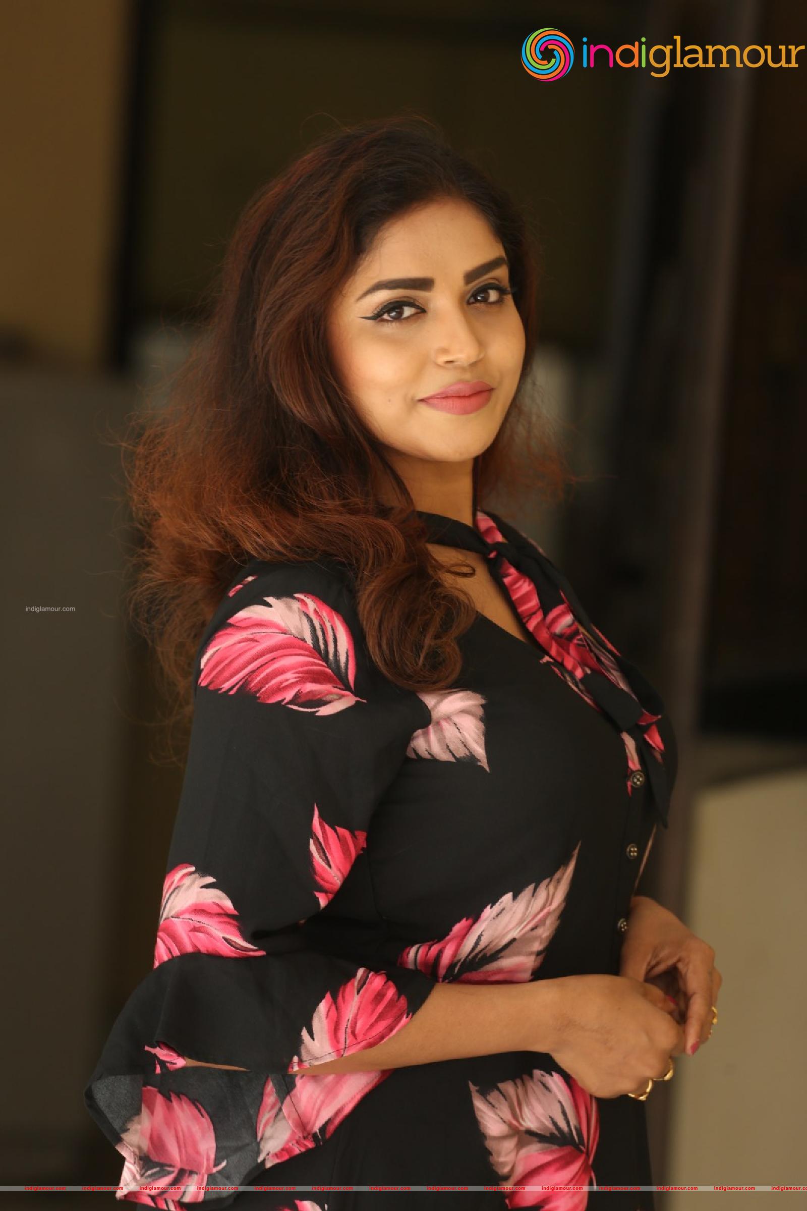 Karunya Chowdary Actress hd photo