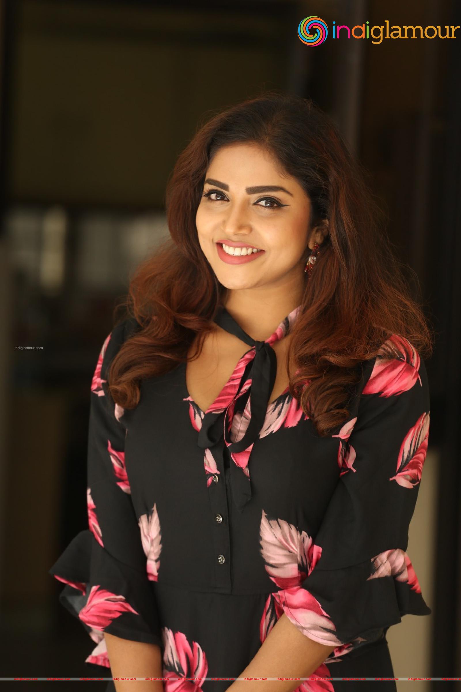 Karunya Chowdary Actress hd photo