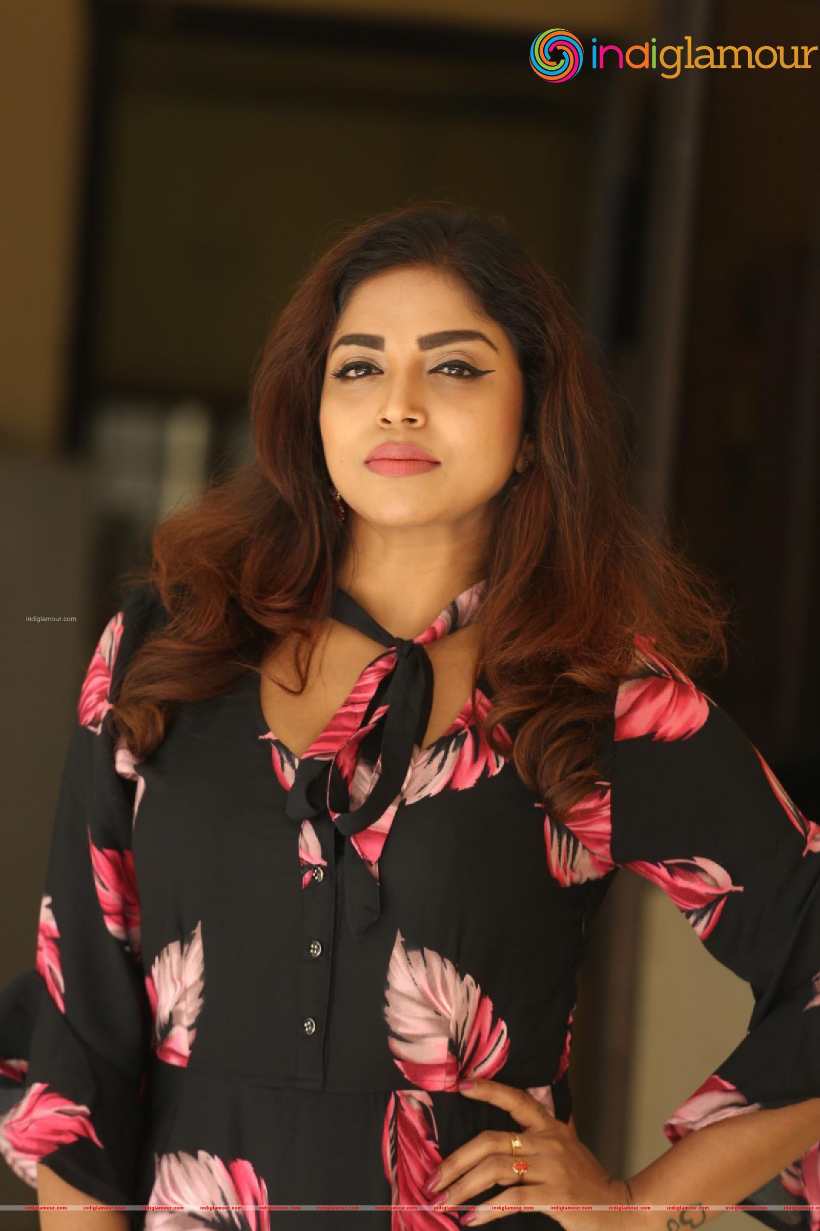 Karunya Chowdary Actress hd photo
