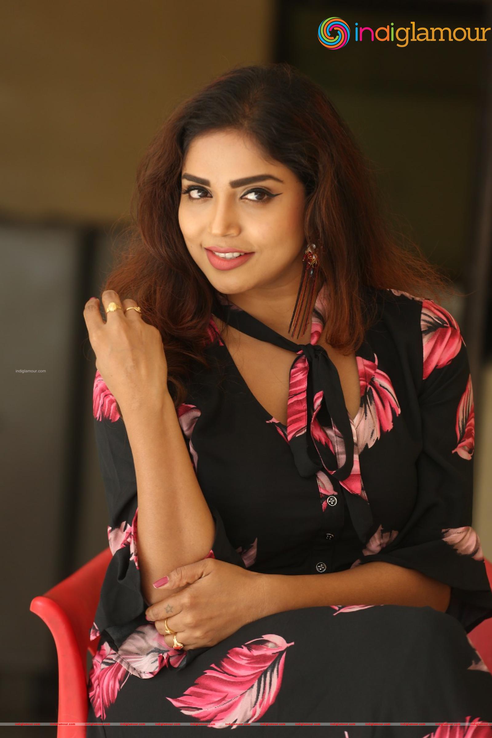 Karunya Chowdary Actress hd photo