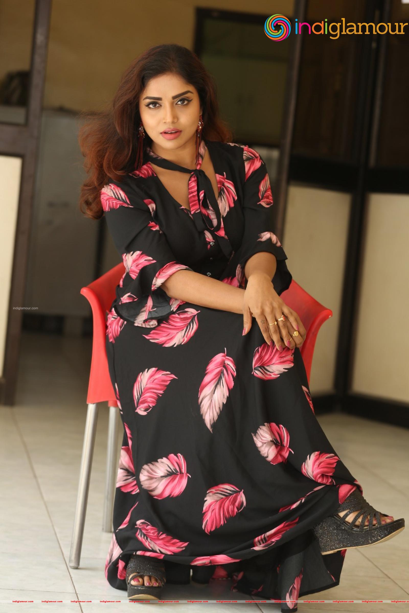 Karunya Chowdary Actress hd photo