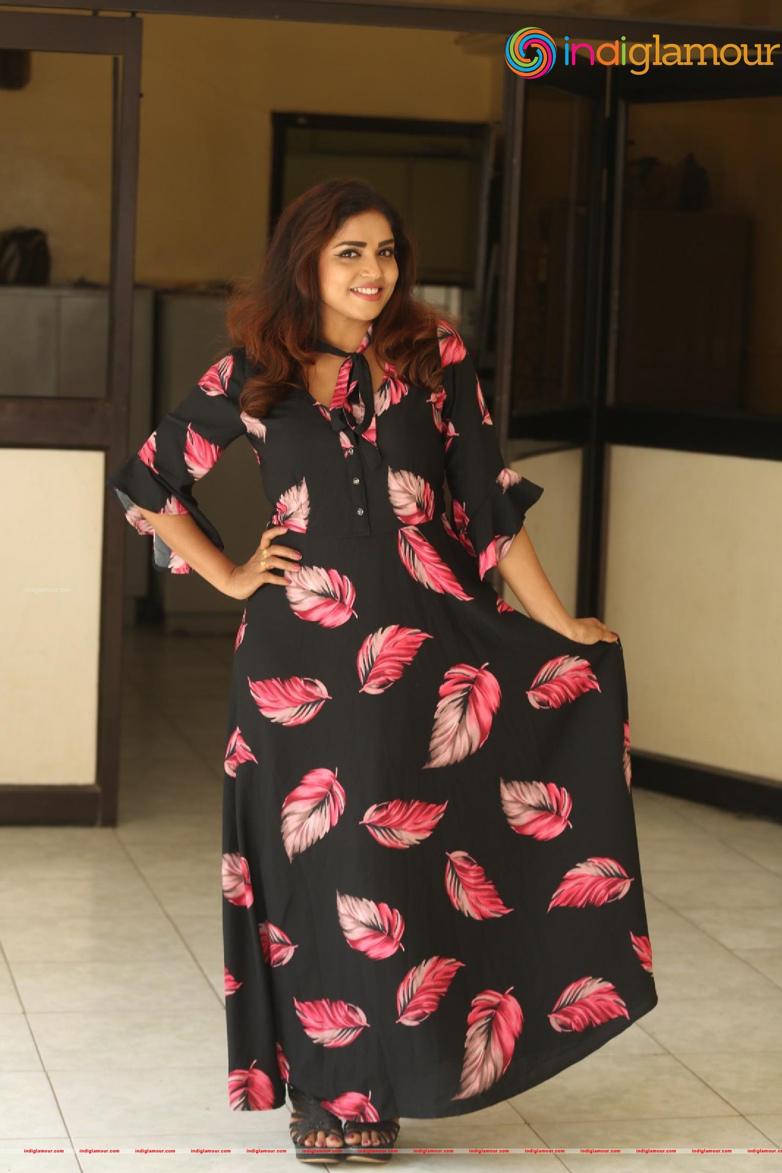 Karunya Chowdary Actress hd photo