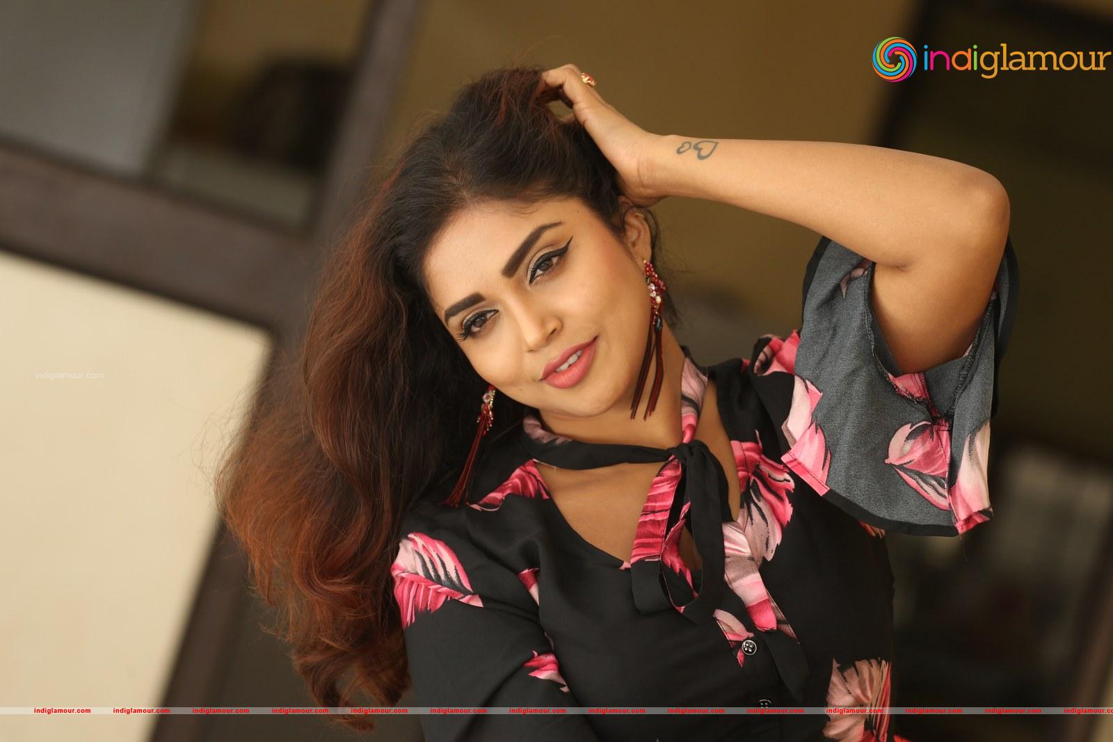 Karunya Chowdary Actress hd photo