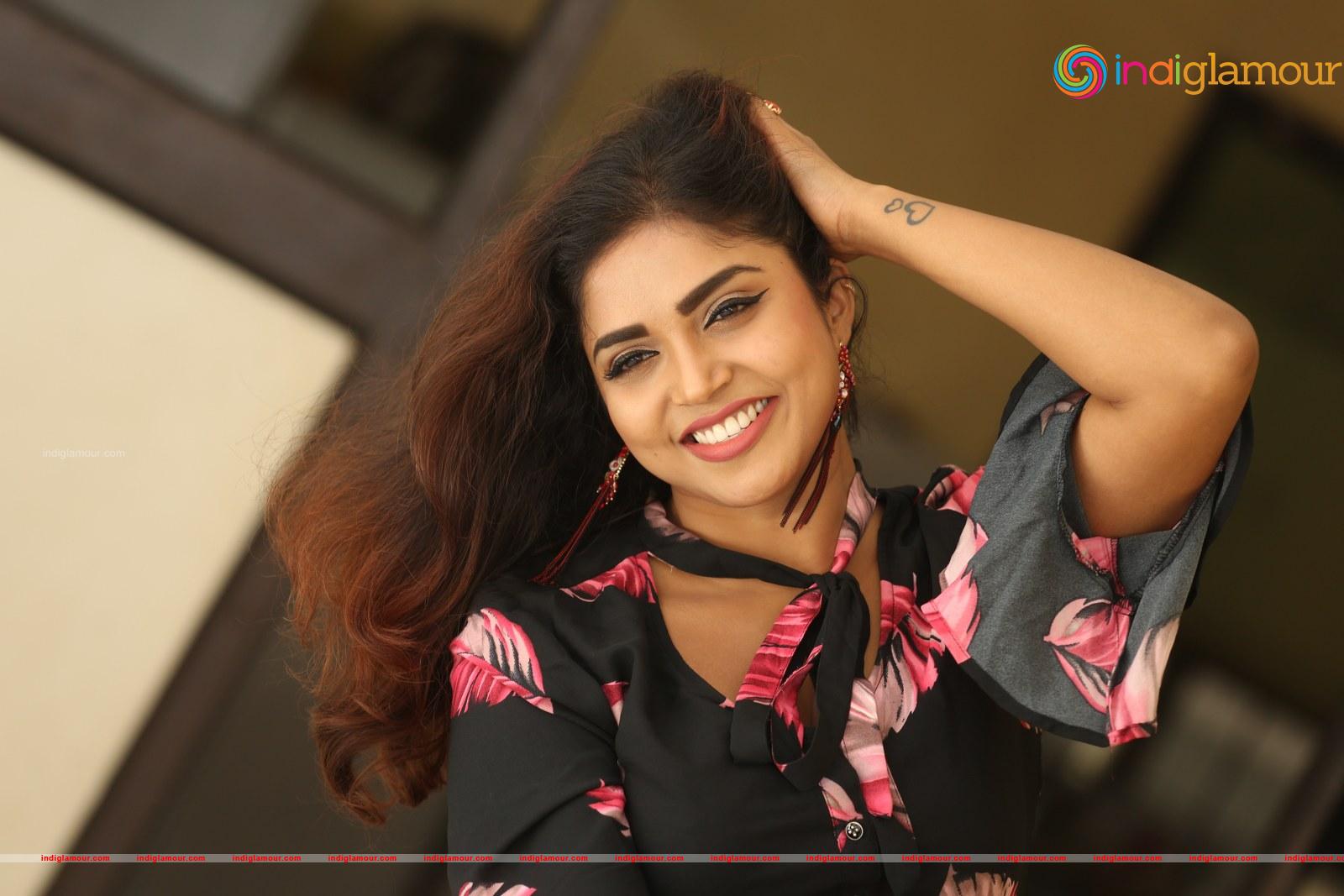 Karunya Chowdary Actress hd photo