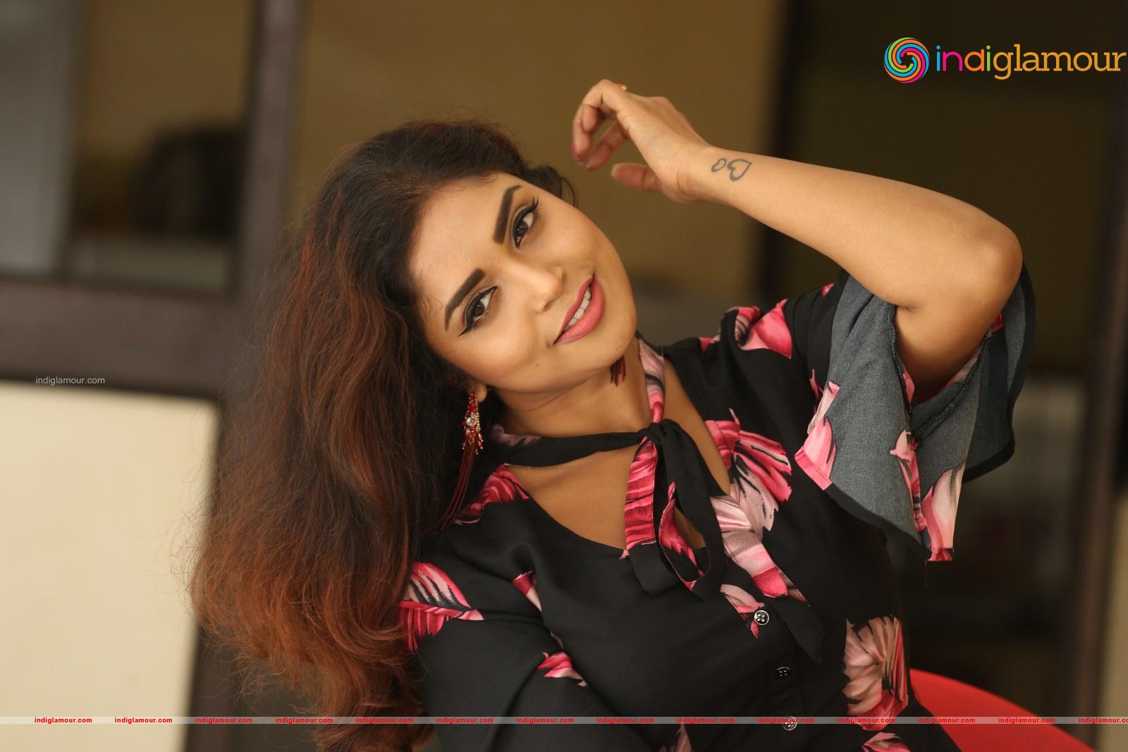 Karunya Chowdary Actress hd photo