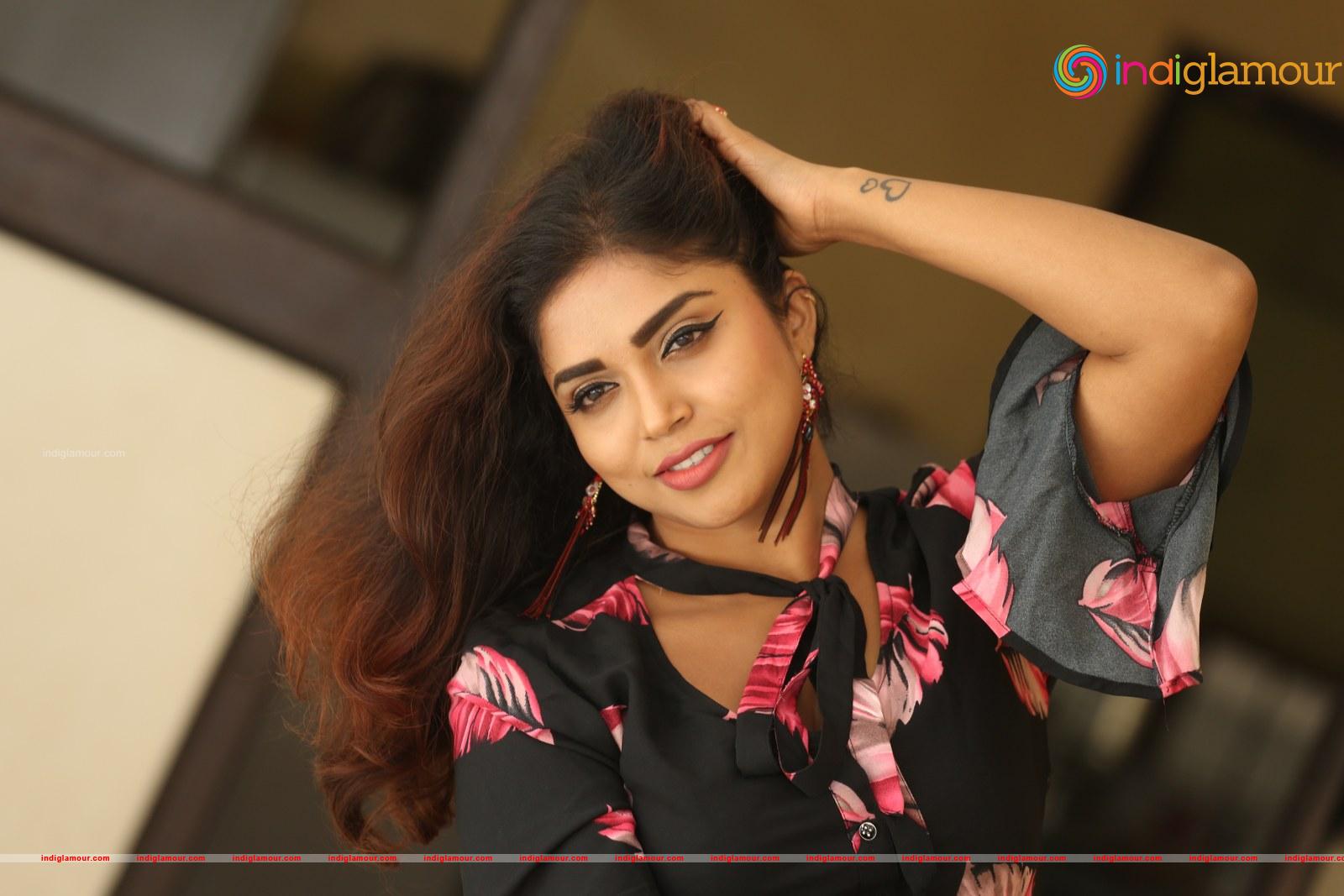 Karunya Chowdary Actress hd photo