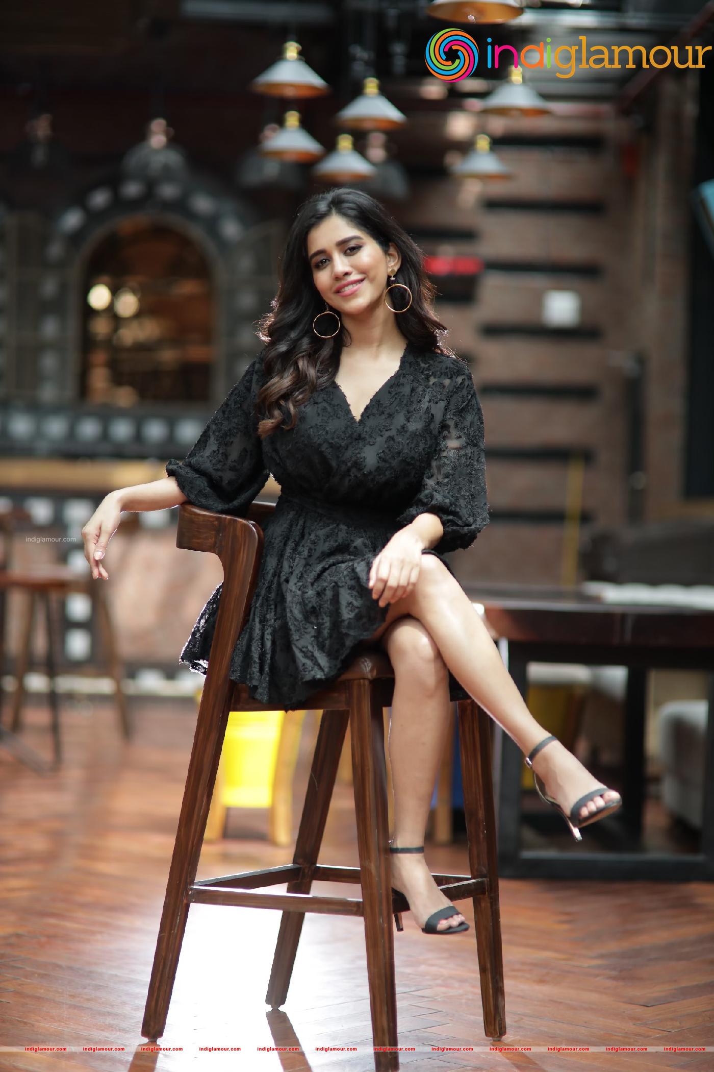 Nabha Natesh Actress hd photo