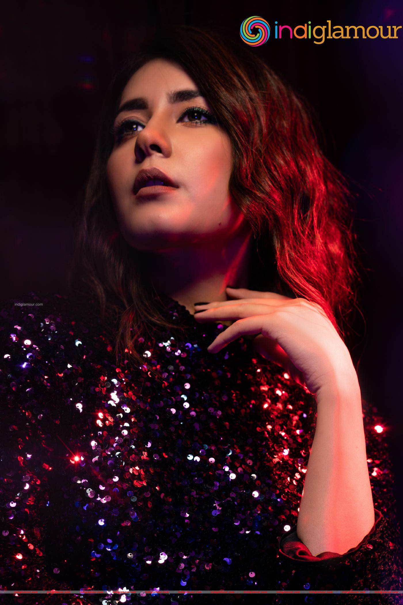 Raashi Khanna Actress hd photo