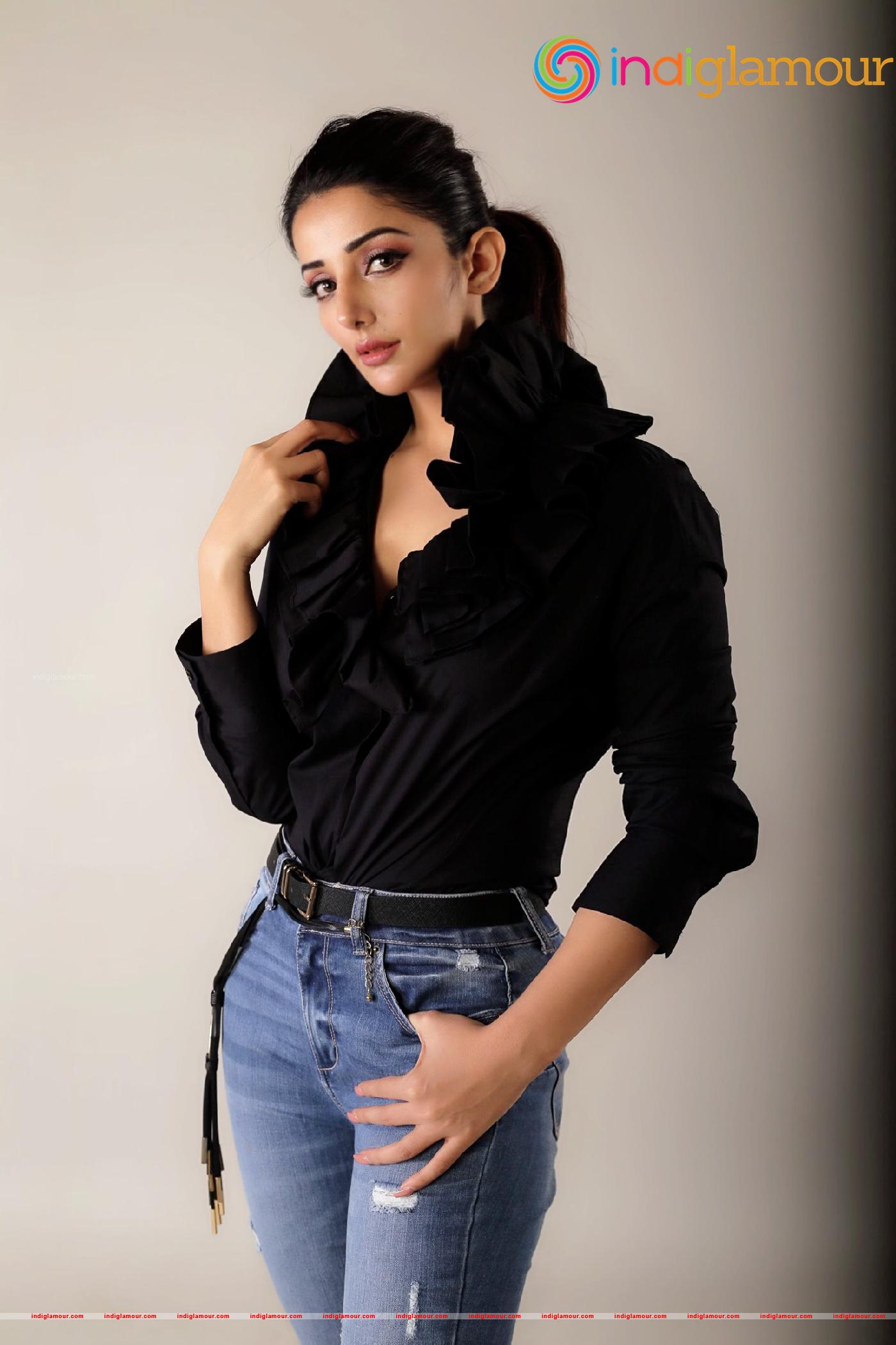 Sonia Mann Actress hd photo