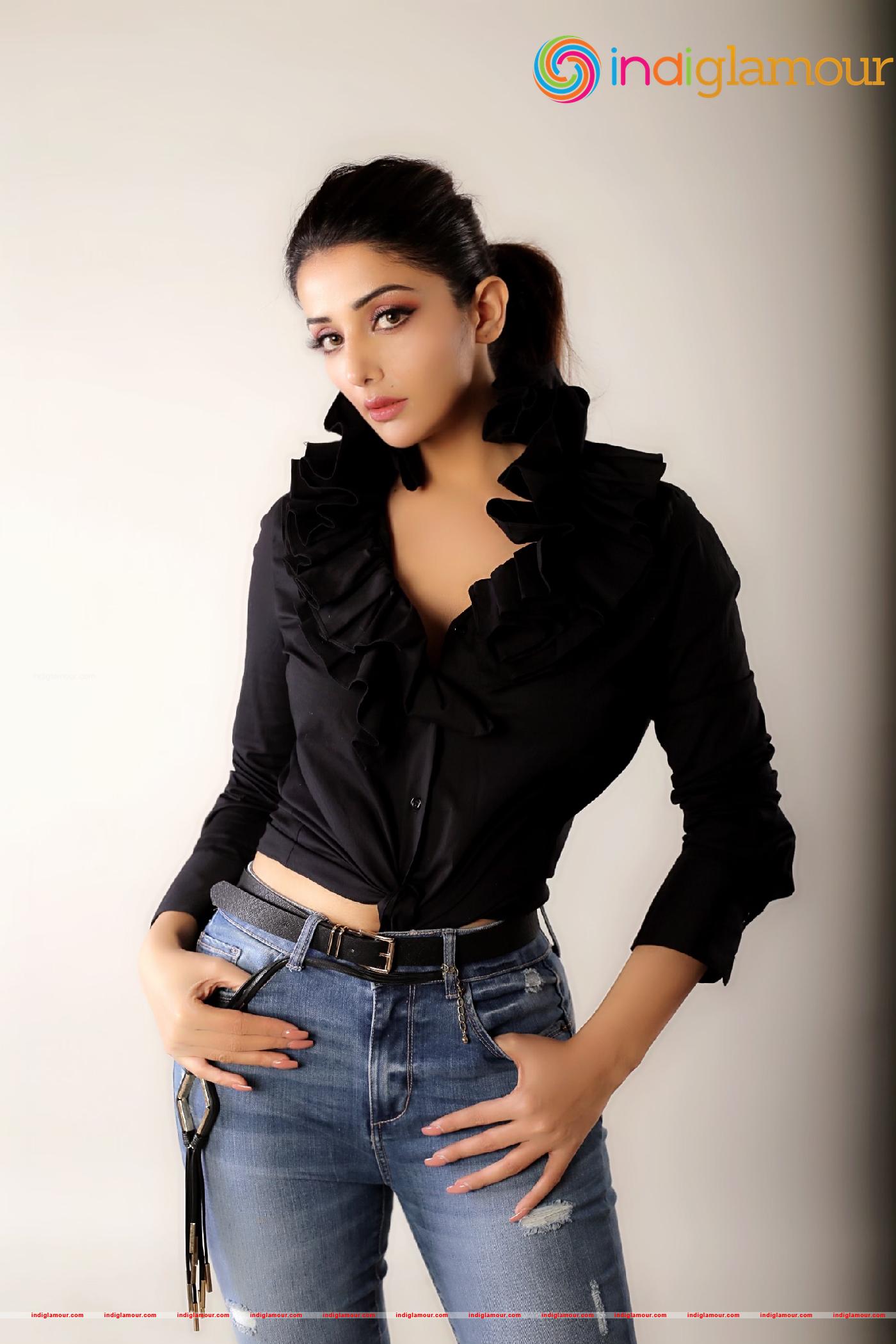 Sonia Mann Actress hd photo