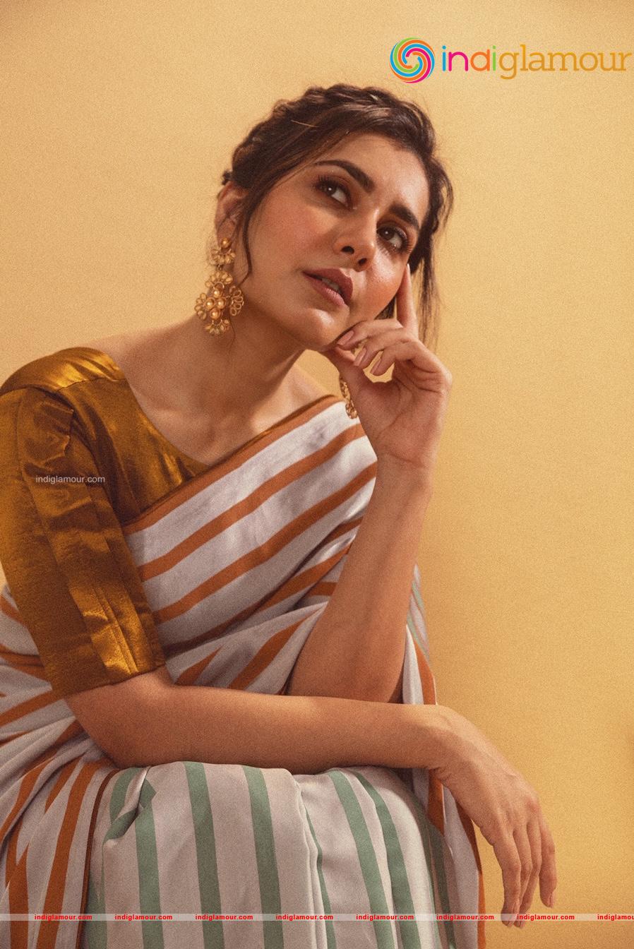 Raashi Khanna Actress hd photo