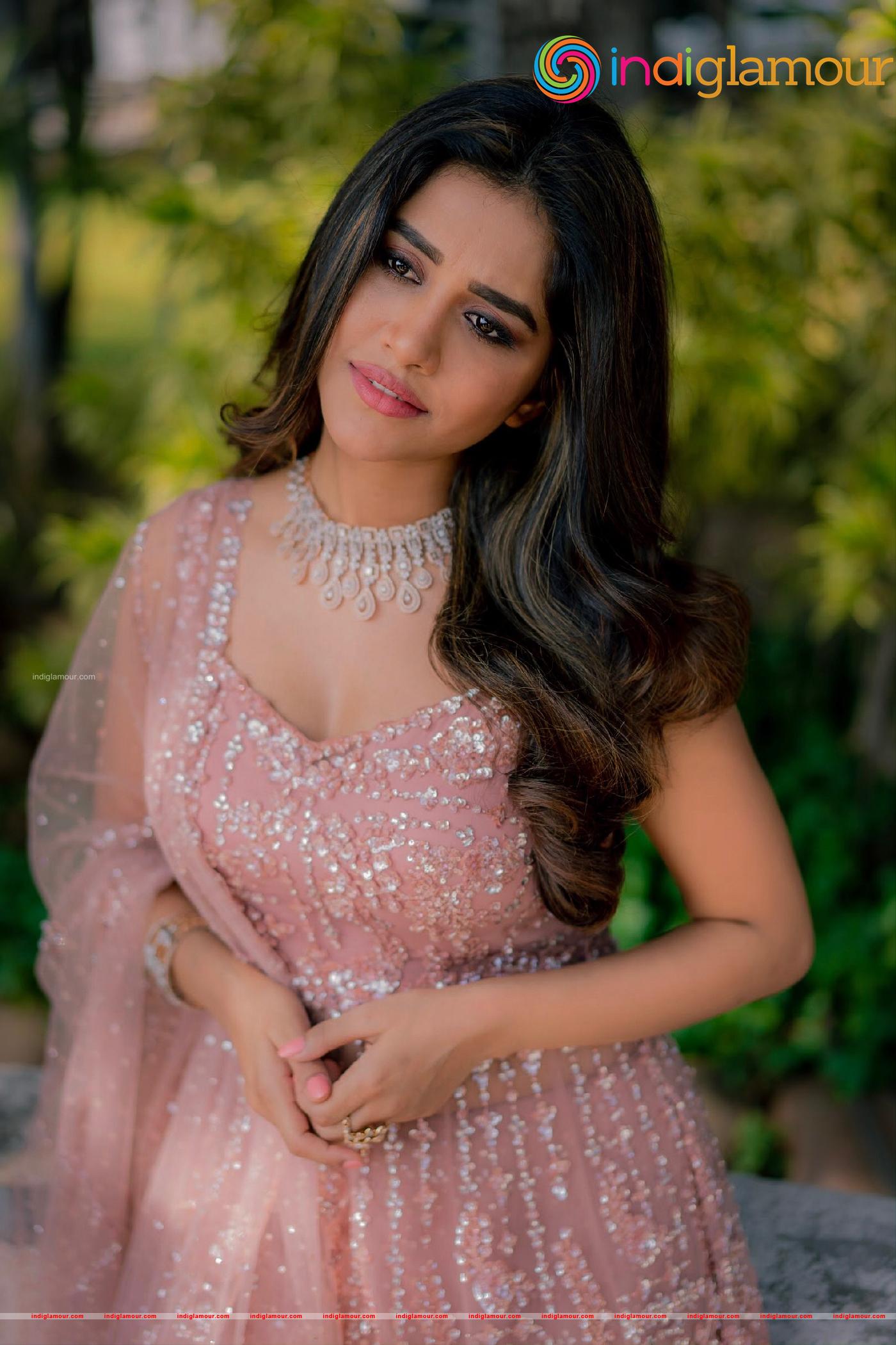 Nabha Natesh Actress hd photo