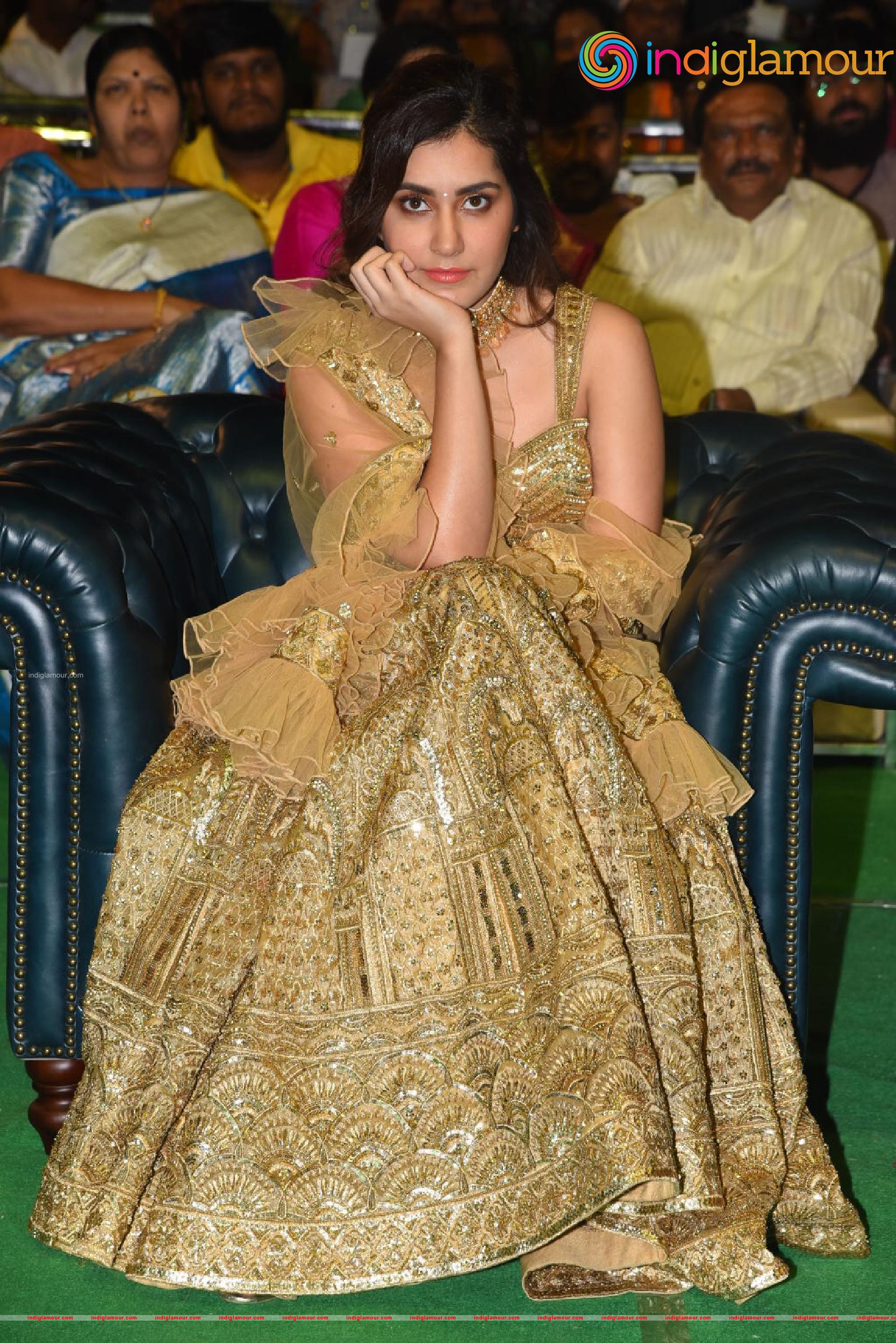 Raashi Khanna Actress hd photo