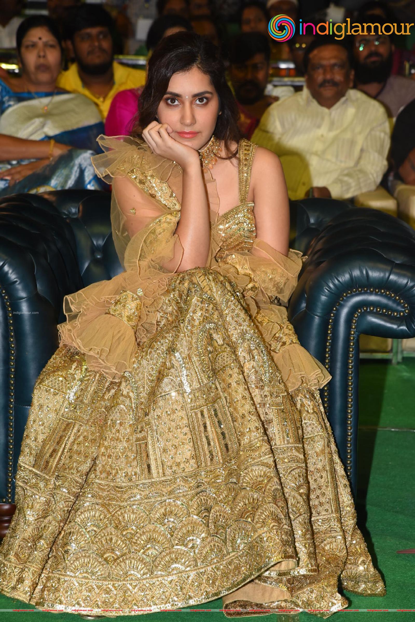 Raashi Khanna Actress hd photo
