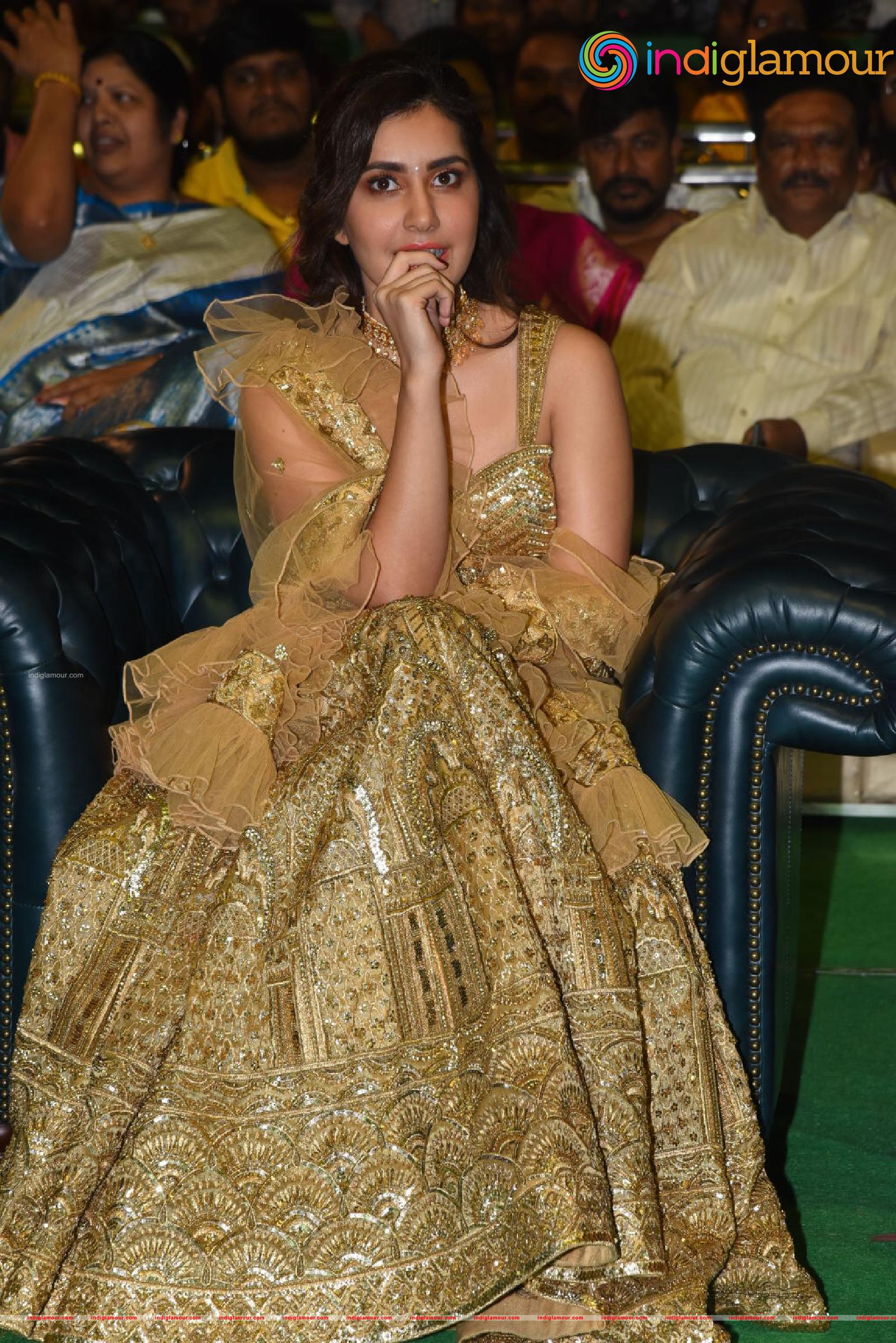 Raashi Khanna Actress hd photo