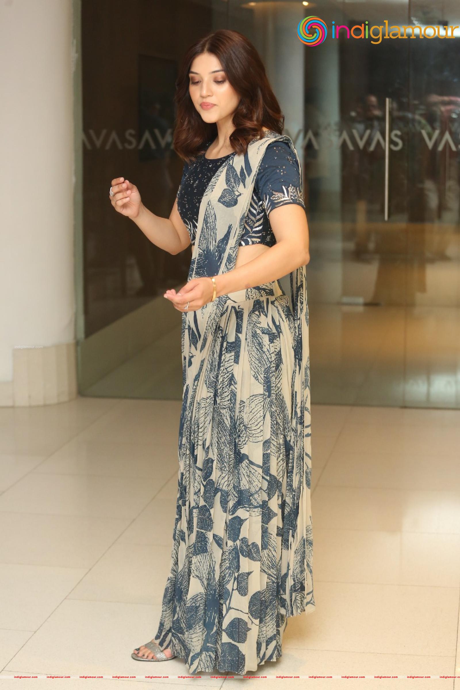 Mehreen Kaur Pirzada Actress hd photo