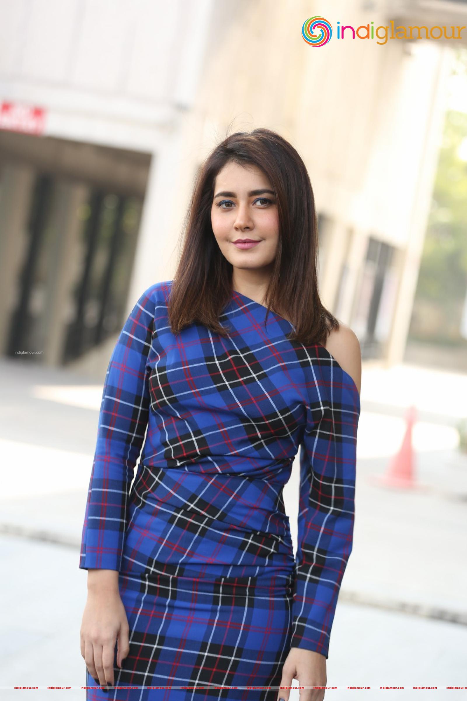 Raashi Khanna Actress hd photo
