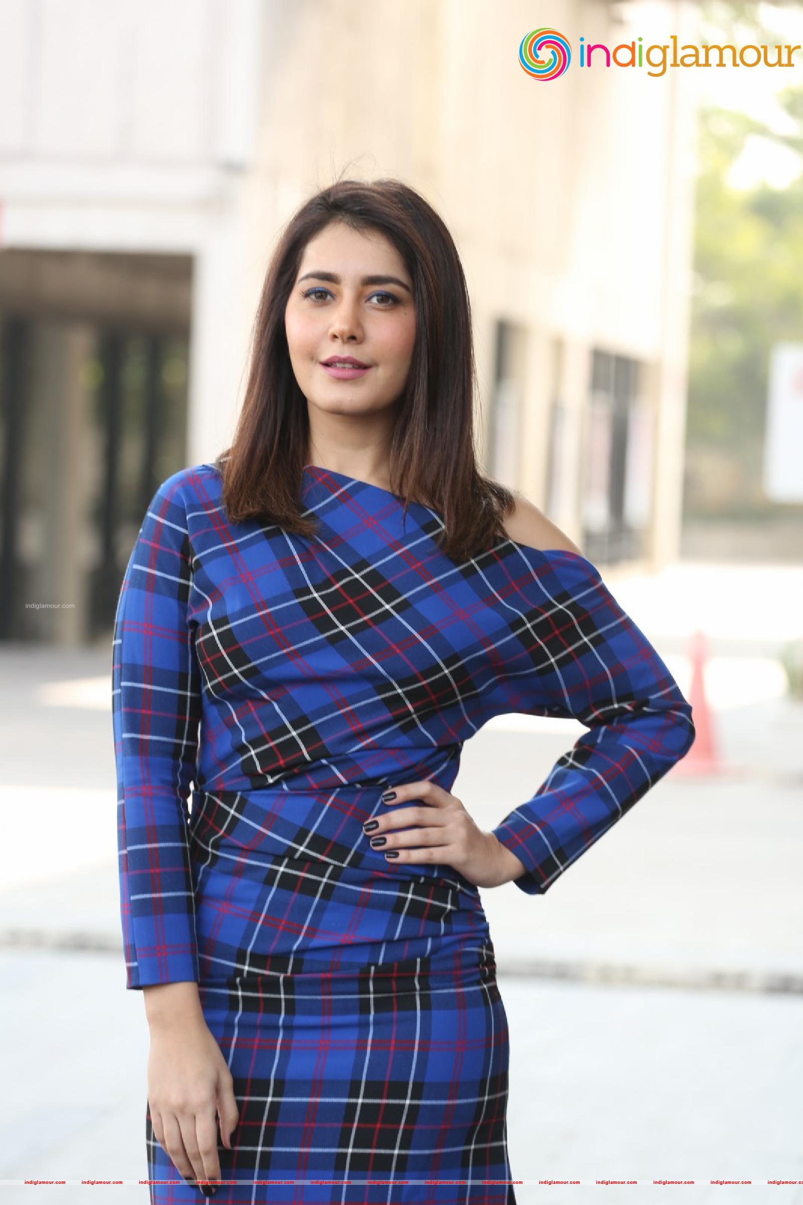 Raashi Khanna Actress hd photo