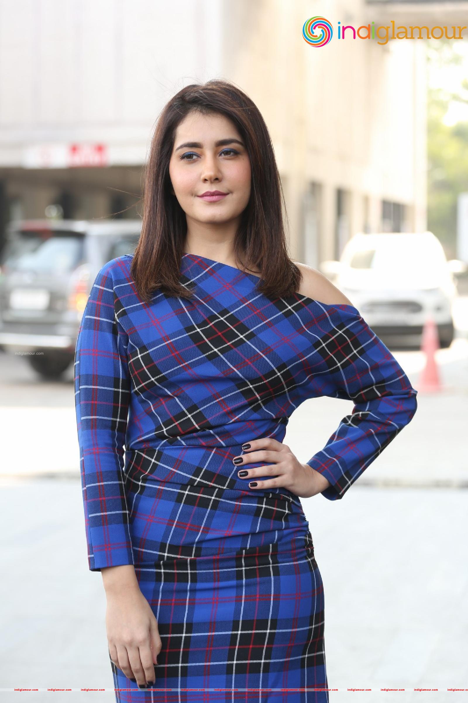 Raashi Khanna Actress hd photo