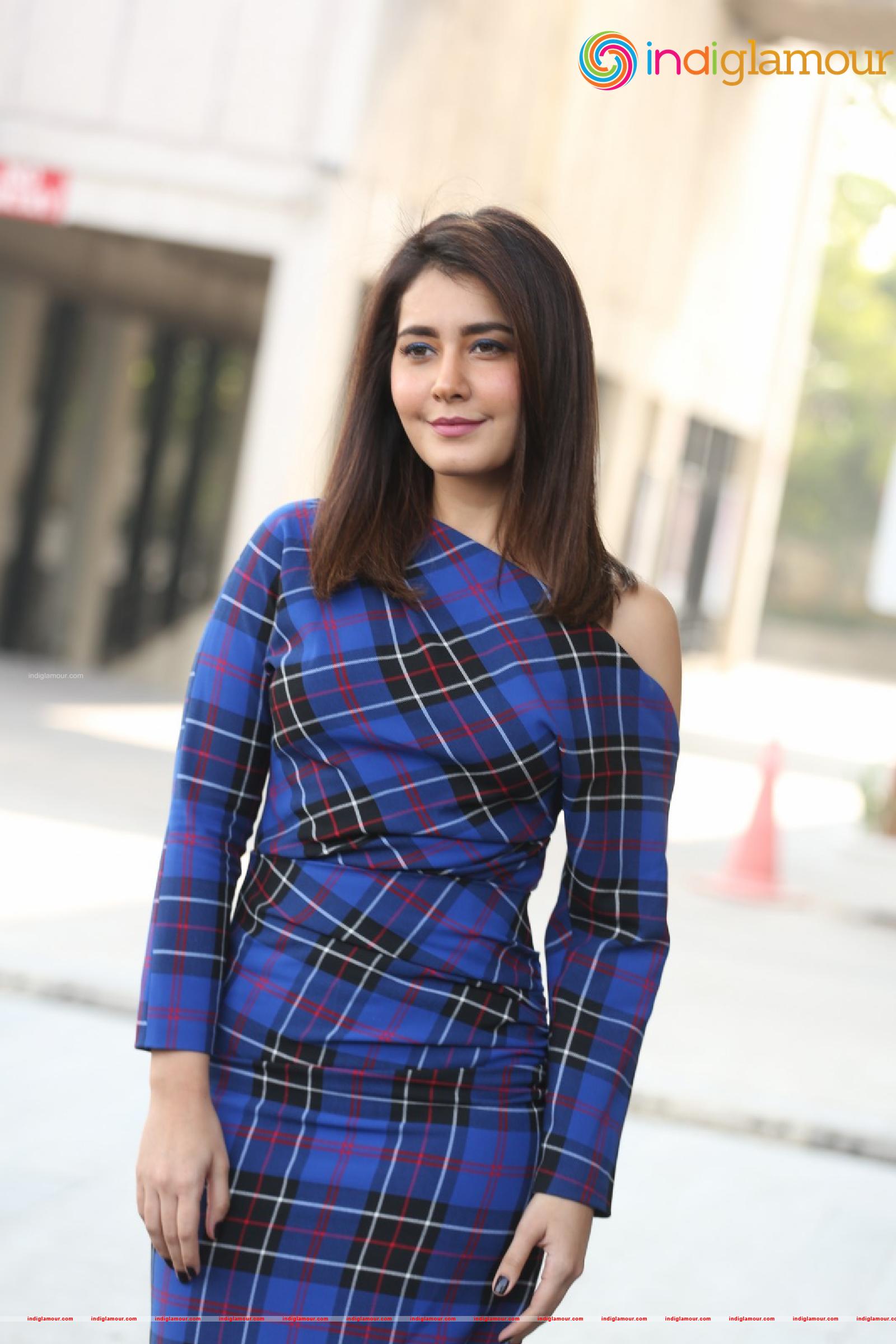 Raashi Khanna Actress hd photo