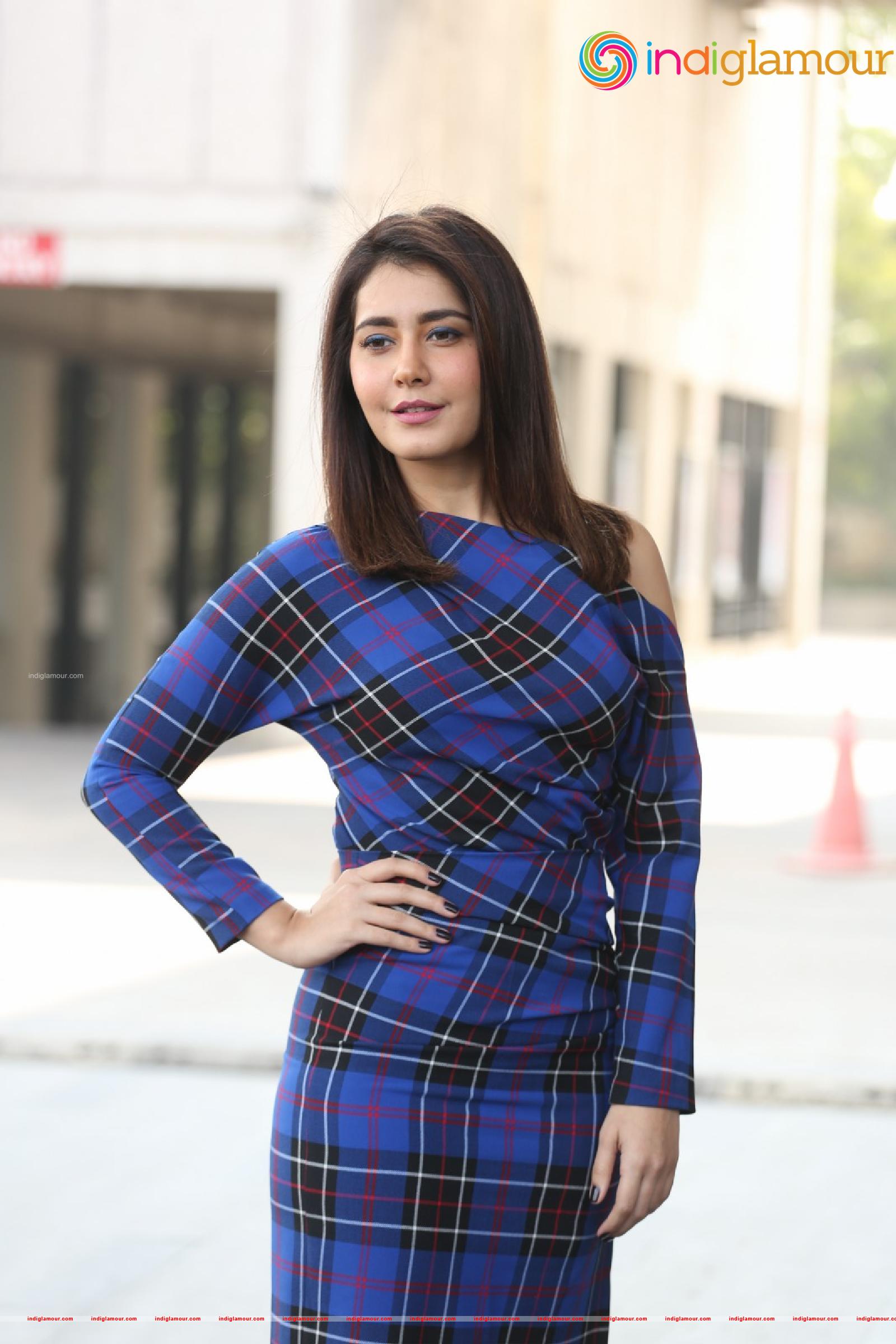 Raashi Khanna Actress hd photo