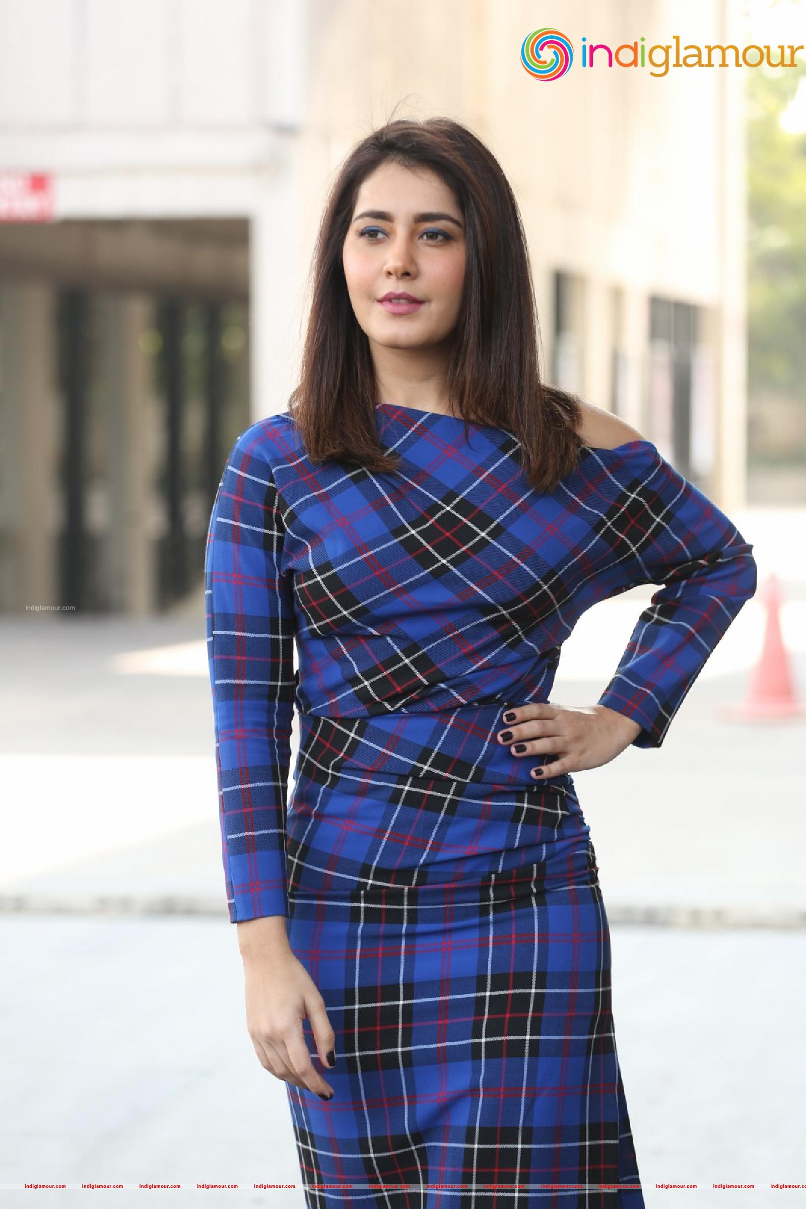 Raashi Khanna Actress hd photo