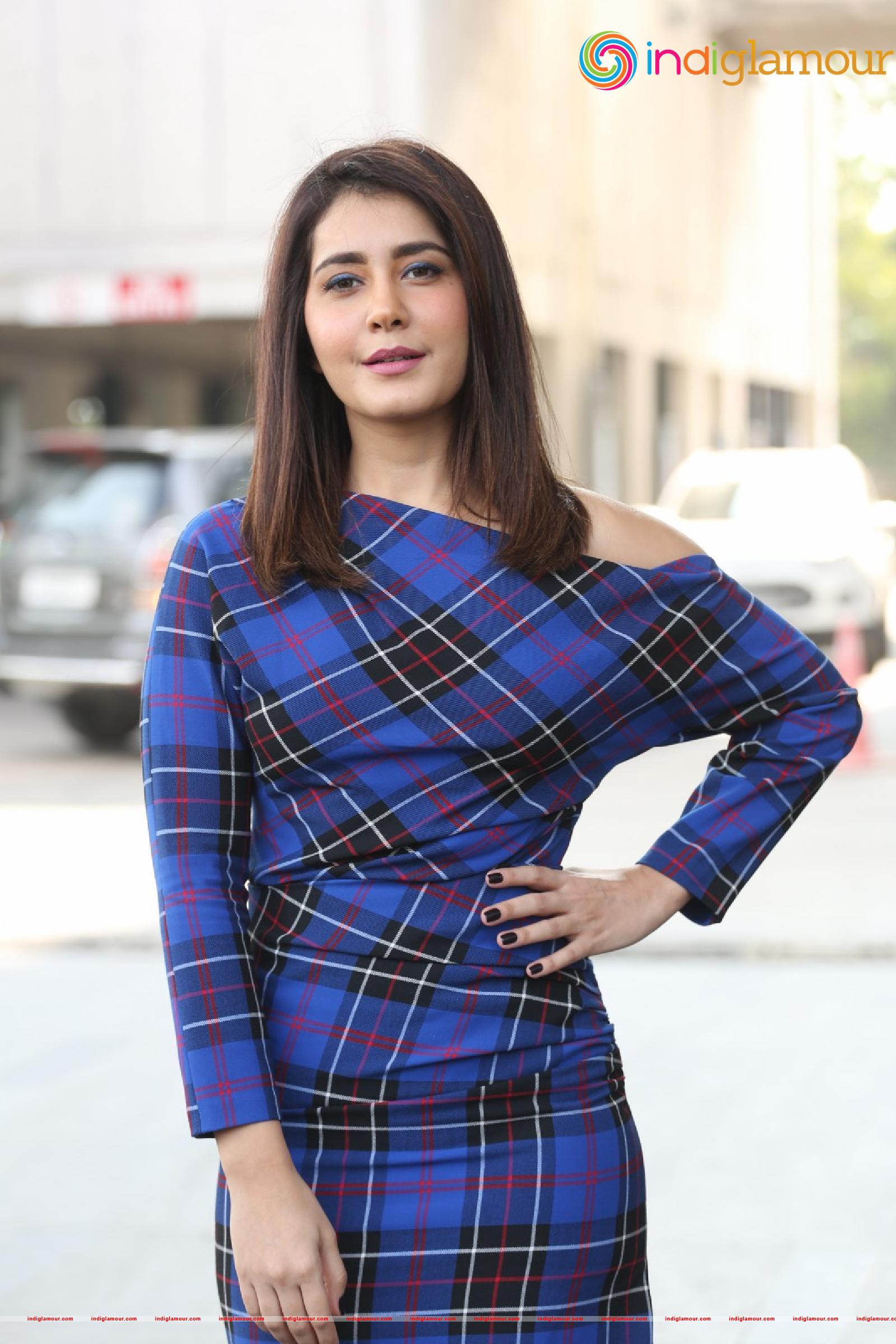 Raashi Khanna Actress hd photo