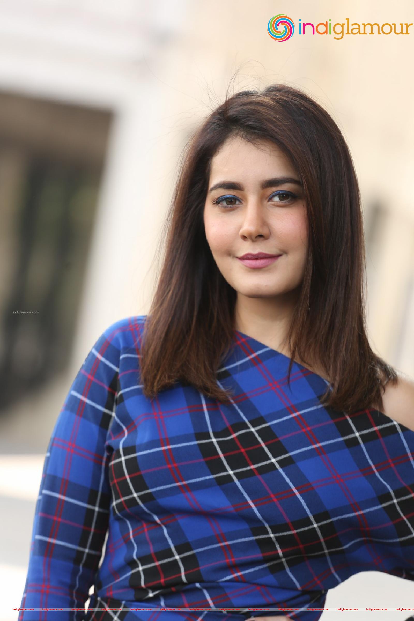 Raashi Khanna Actress hd photo