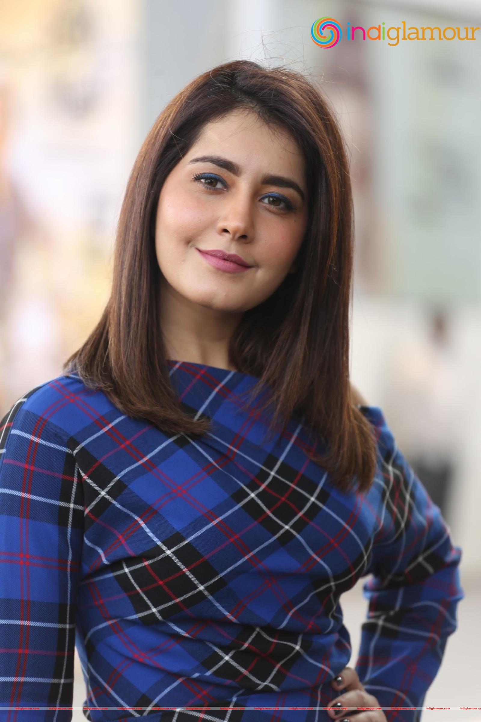 Raashi Khanna Actress hd photo