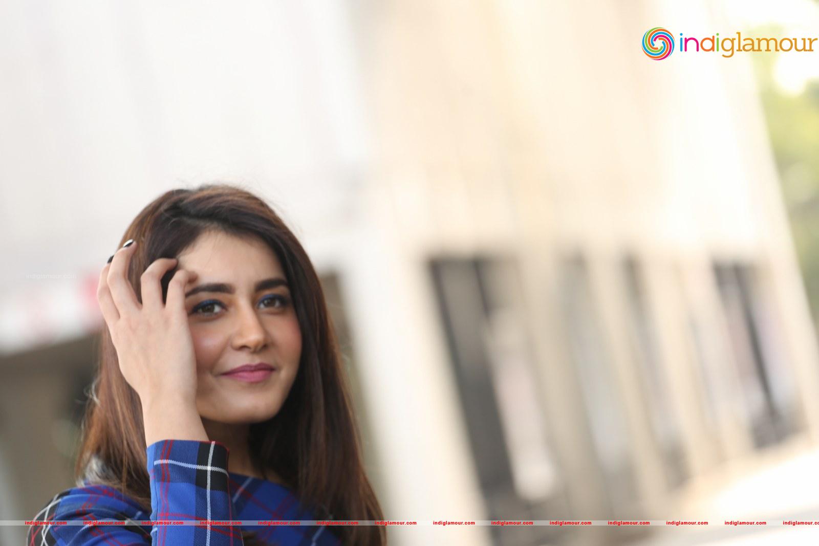 Raashi Khanna Actress hd photo