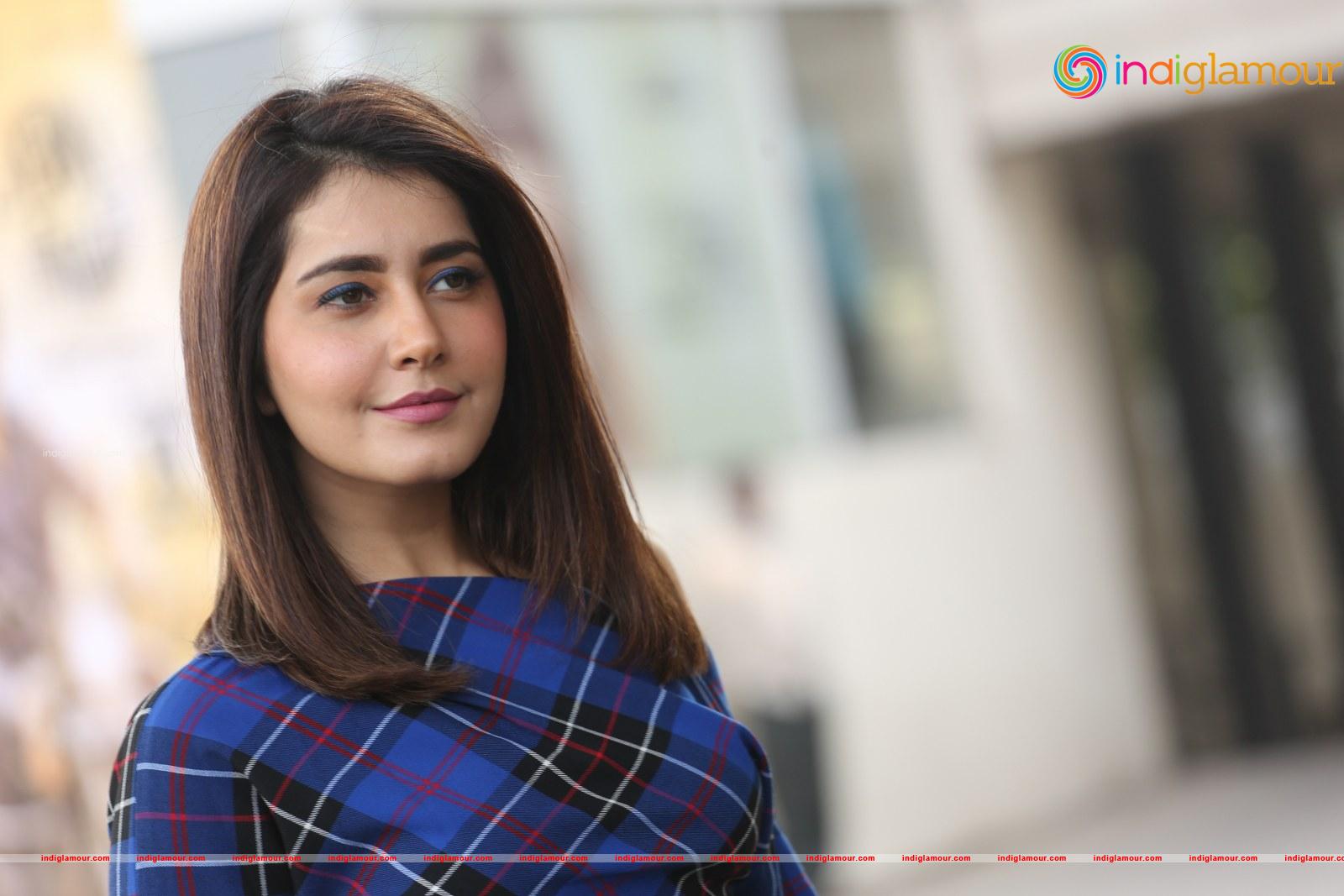 Raashi Khanna Actress hd photo