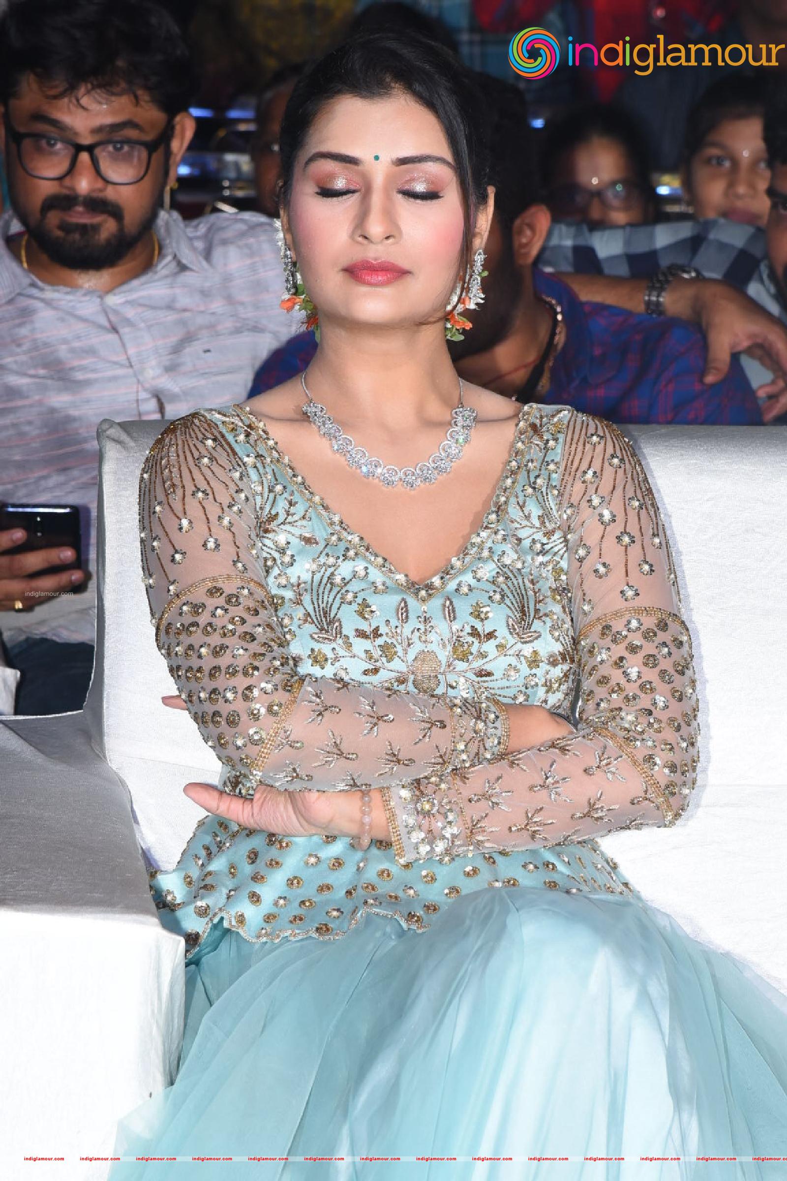 Payal Rajput Actress hd photo