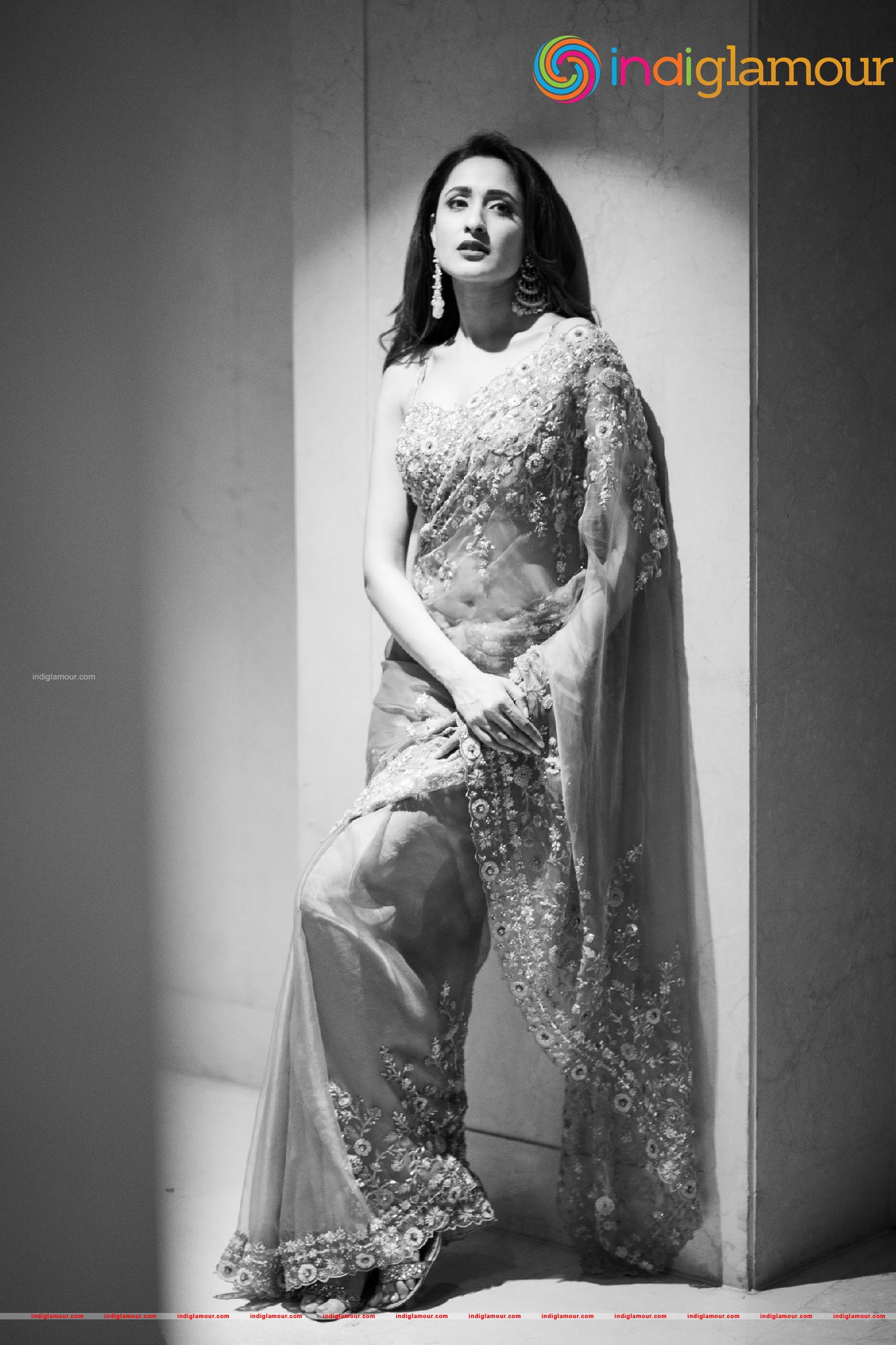 Pragya Jaiswal Actress hd photo
