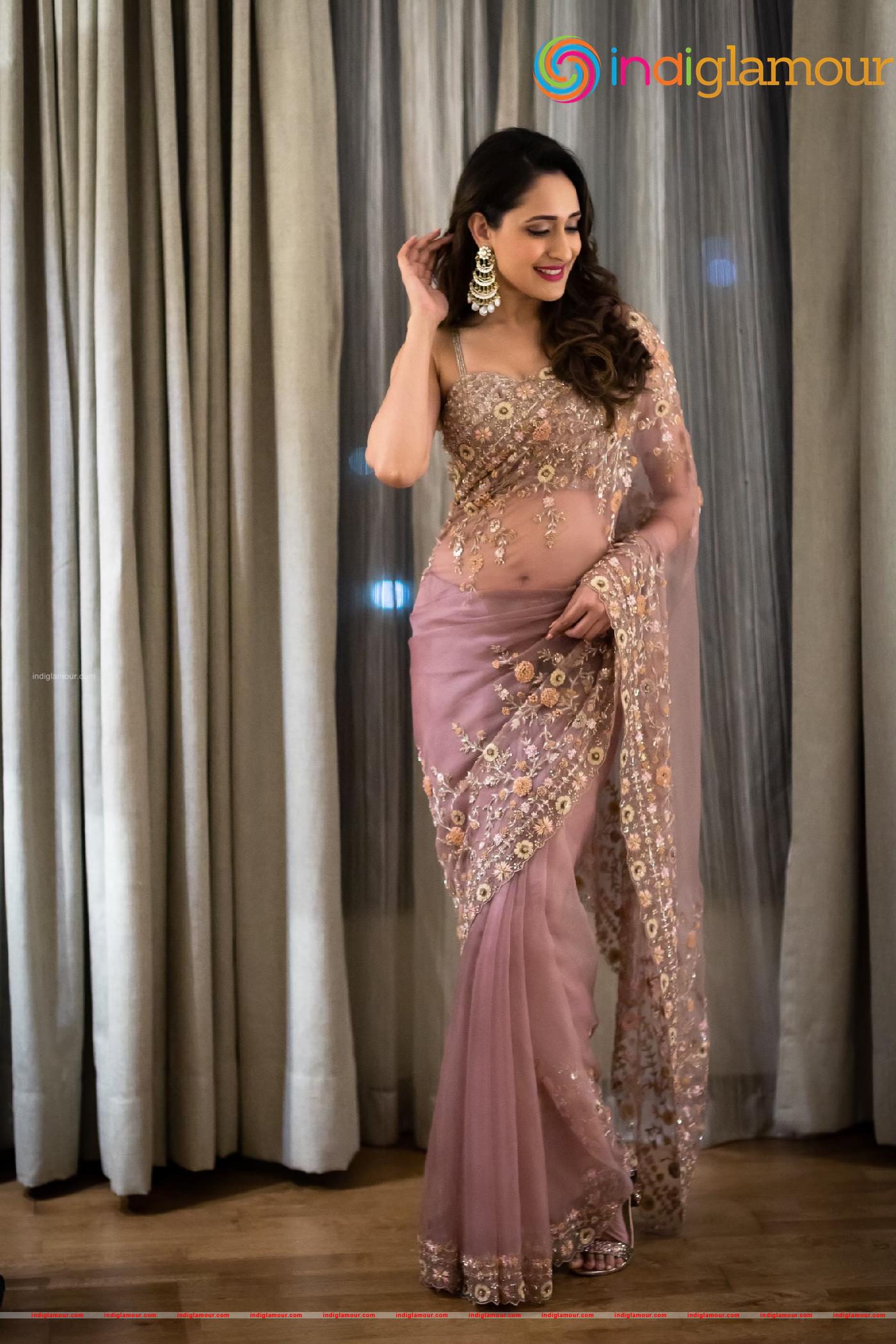 Pragya Jaiswal Actress hd photo