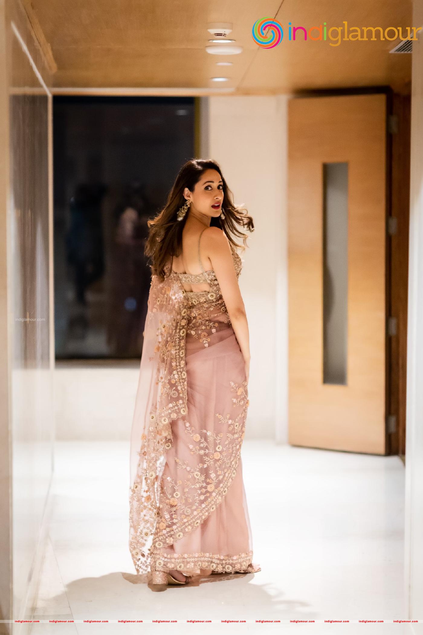 Pragya Jaiswal Actress hd photo