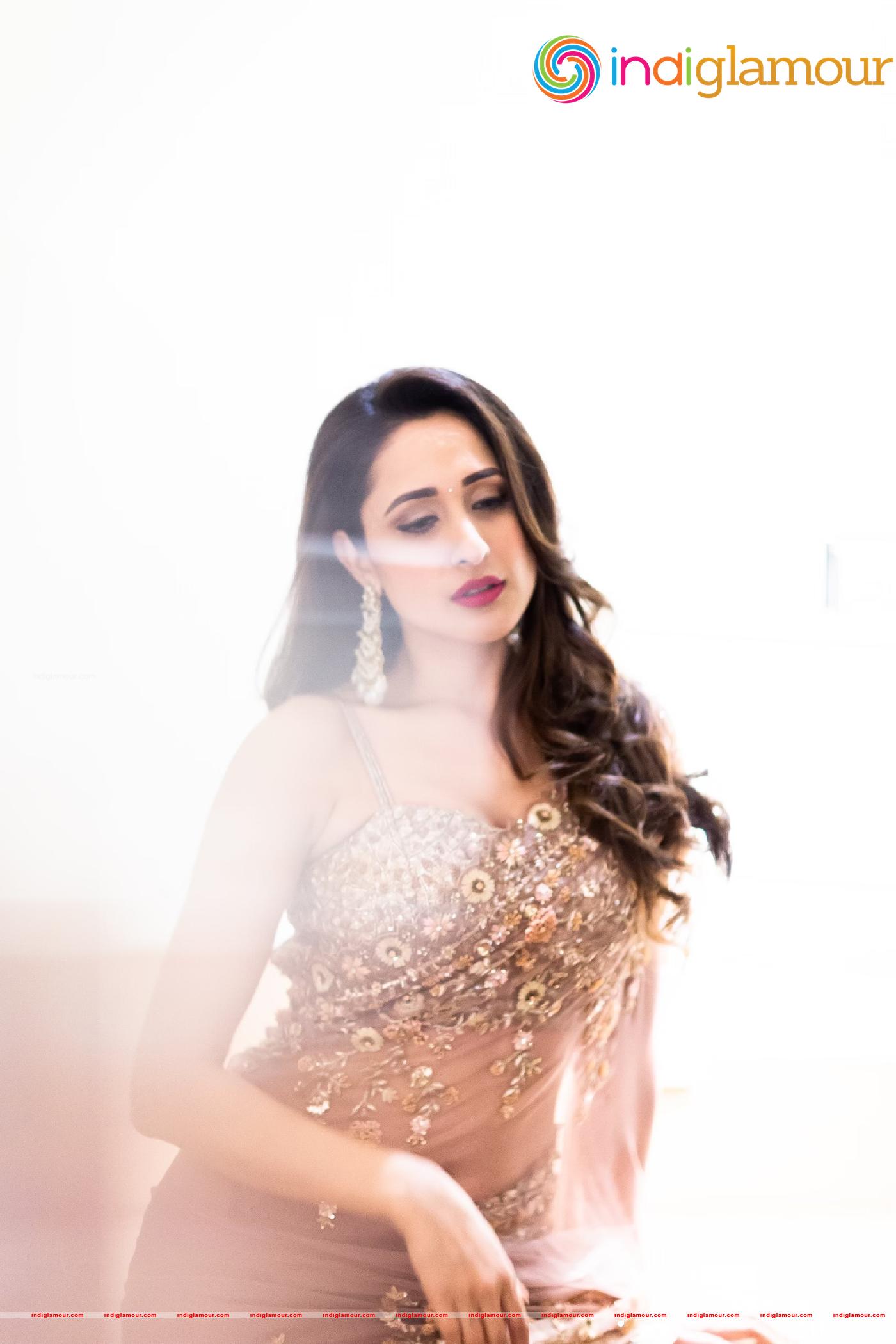 Pragya Jaiswal Actress hd photo
