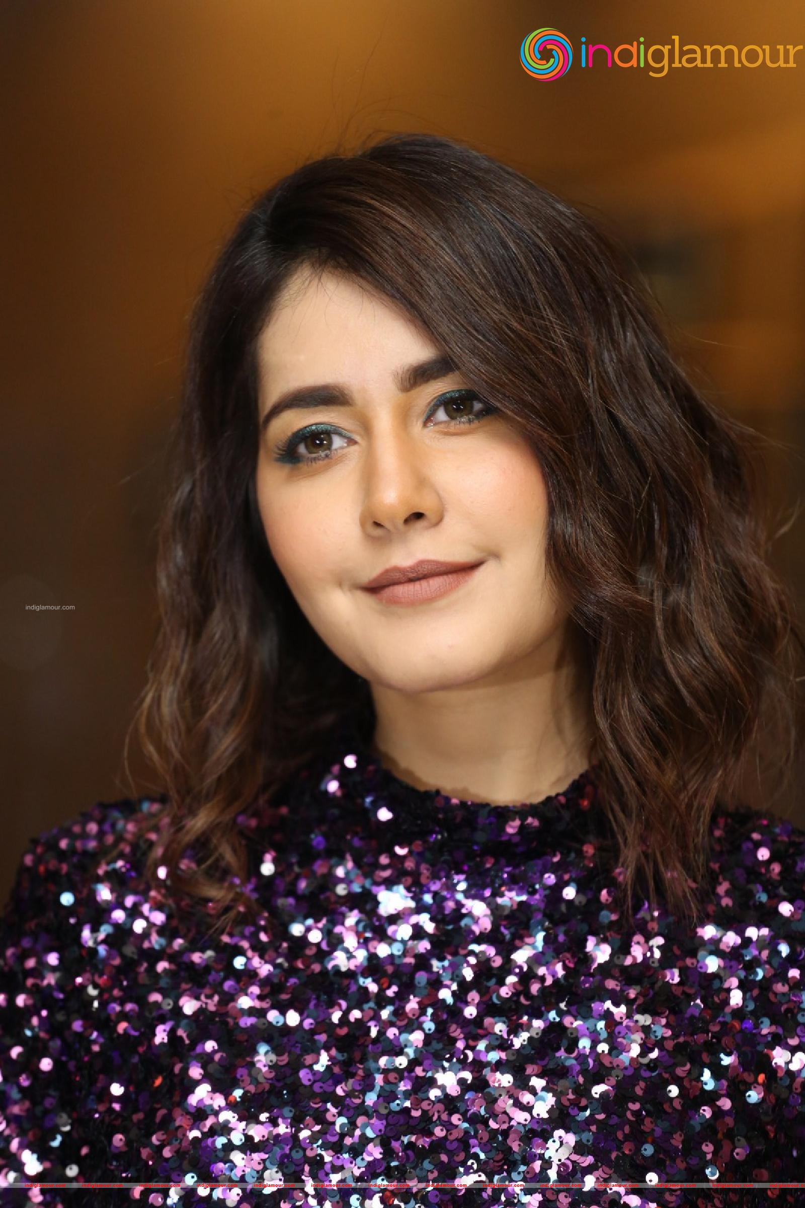 Raashi Khanna Actress hd photo