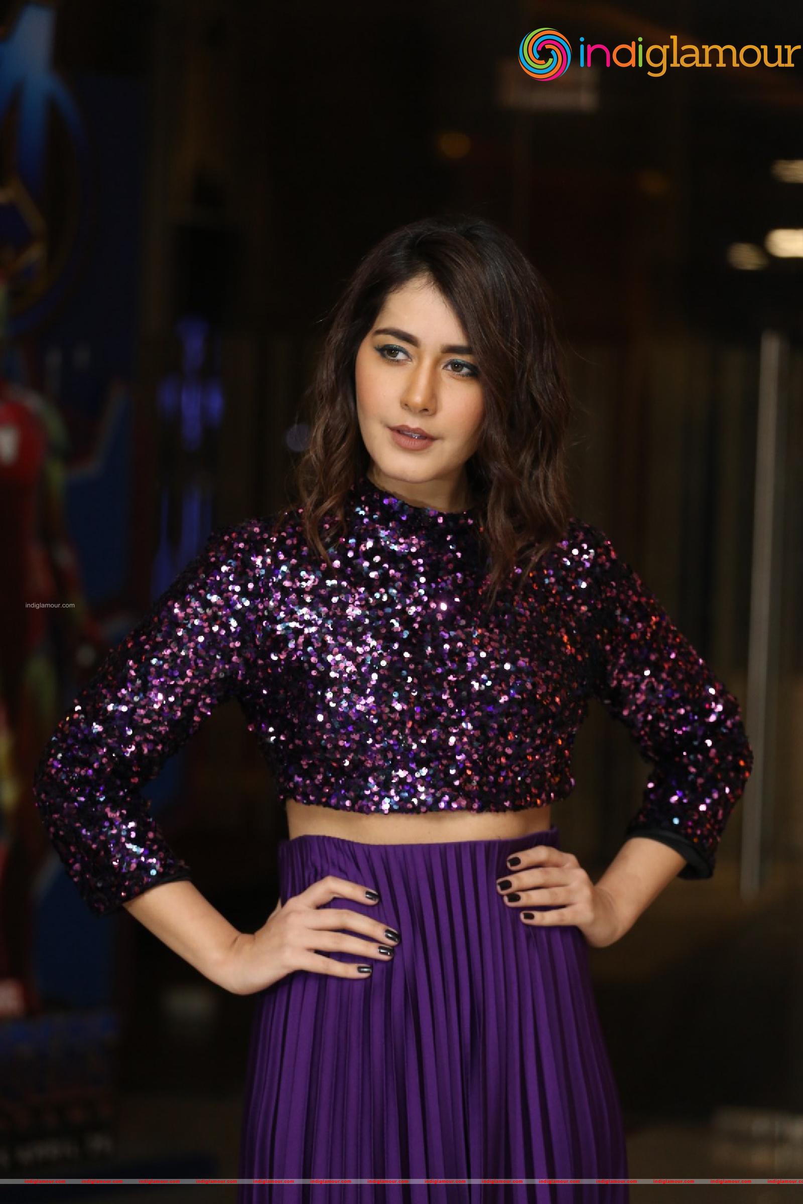 Raashi Khanna Actress hd photo